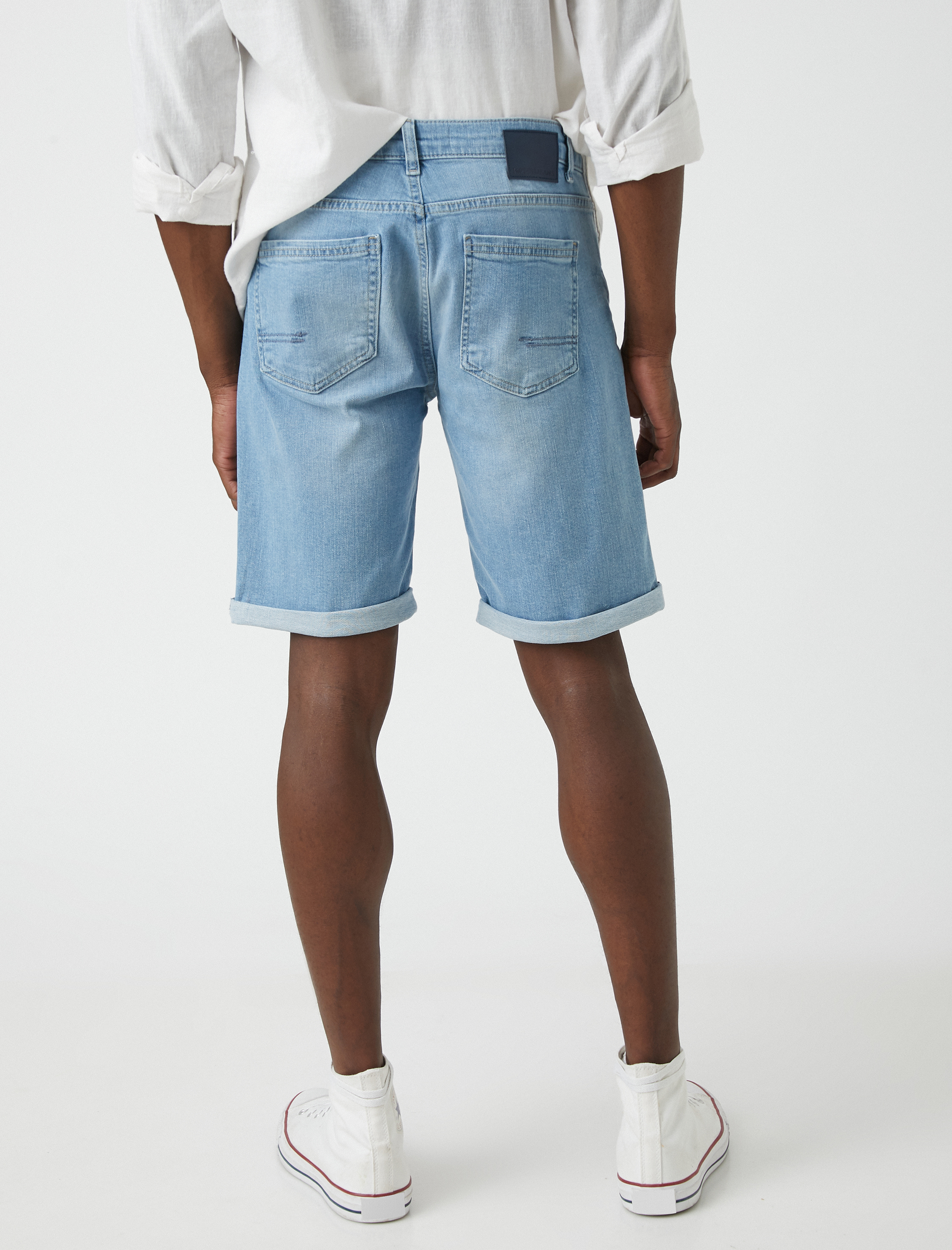   Katlı Paça Kot Şort