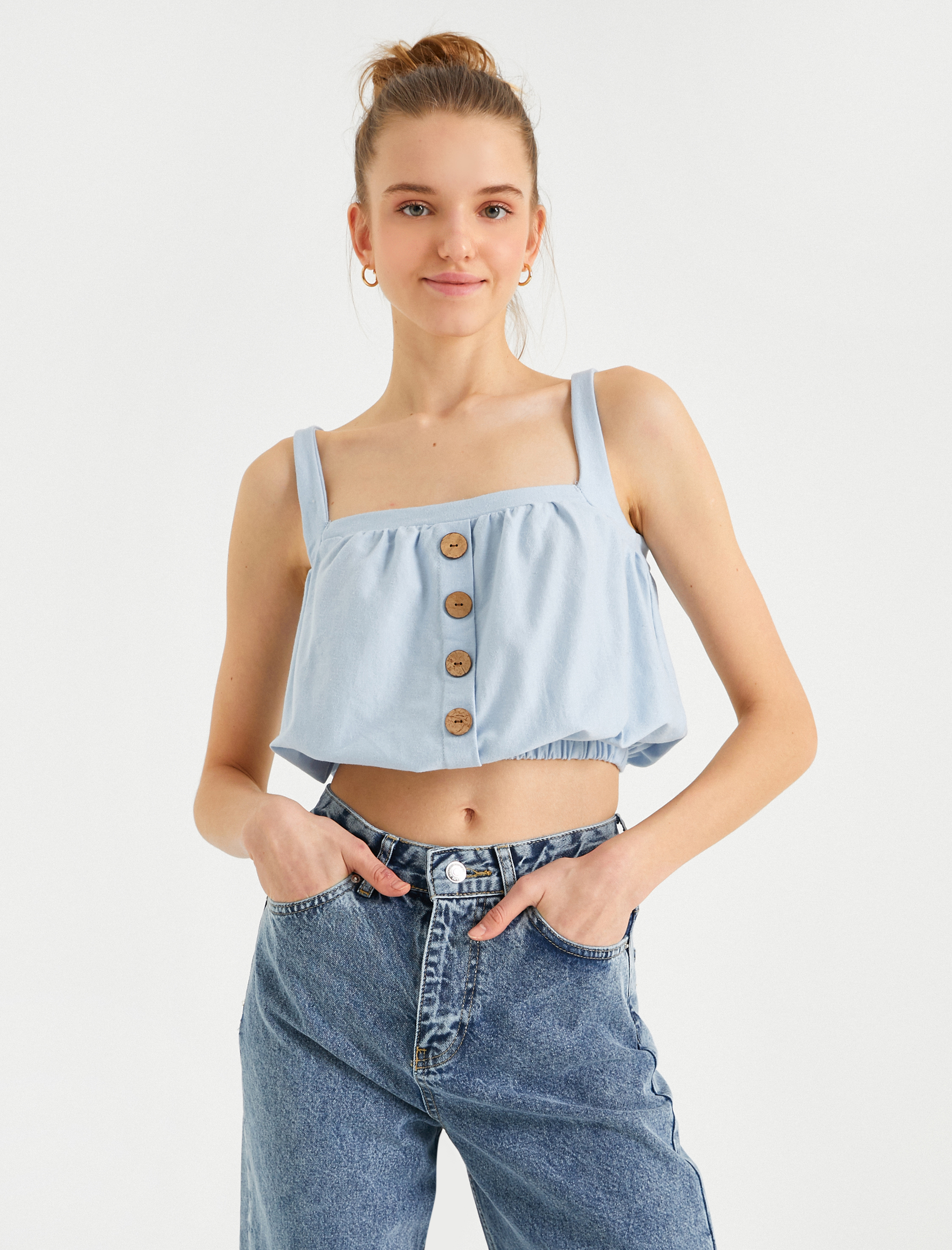   Düğme Detaylı Atlet