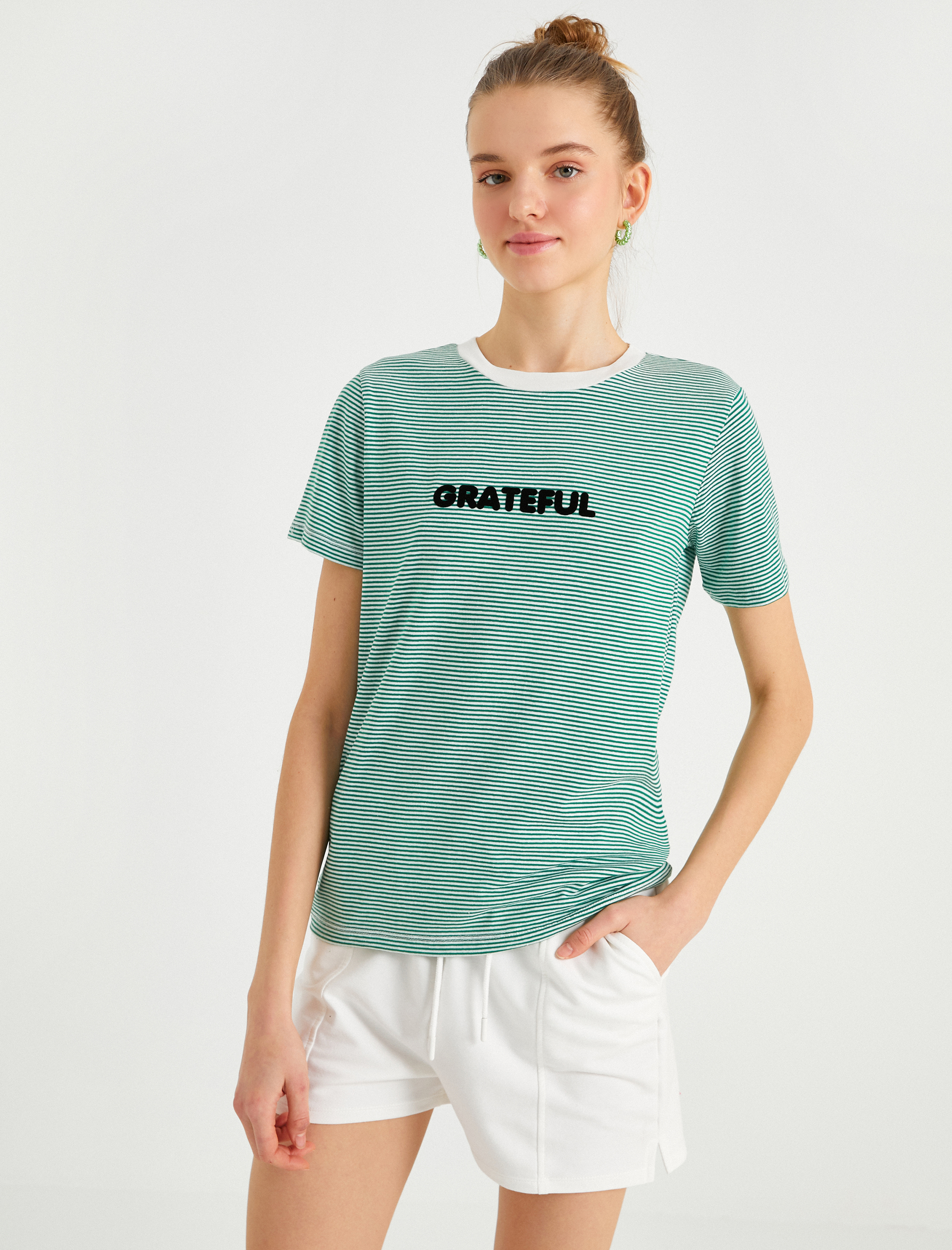   Kısa Kollu Tişört