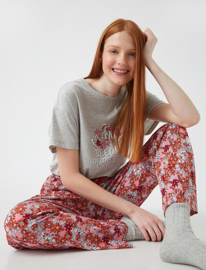   Kısa Kollu Baskılı Pijama Takımı