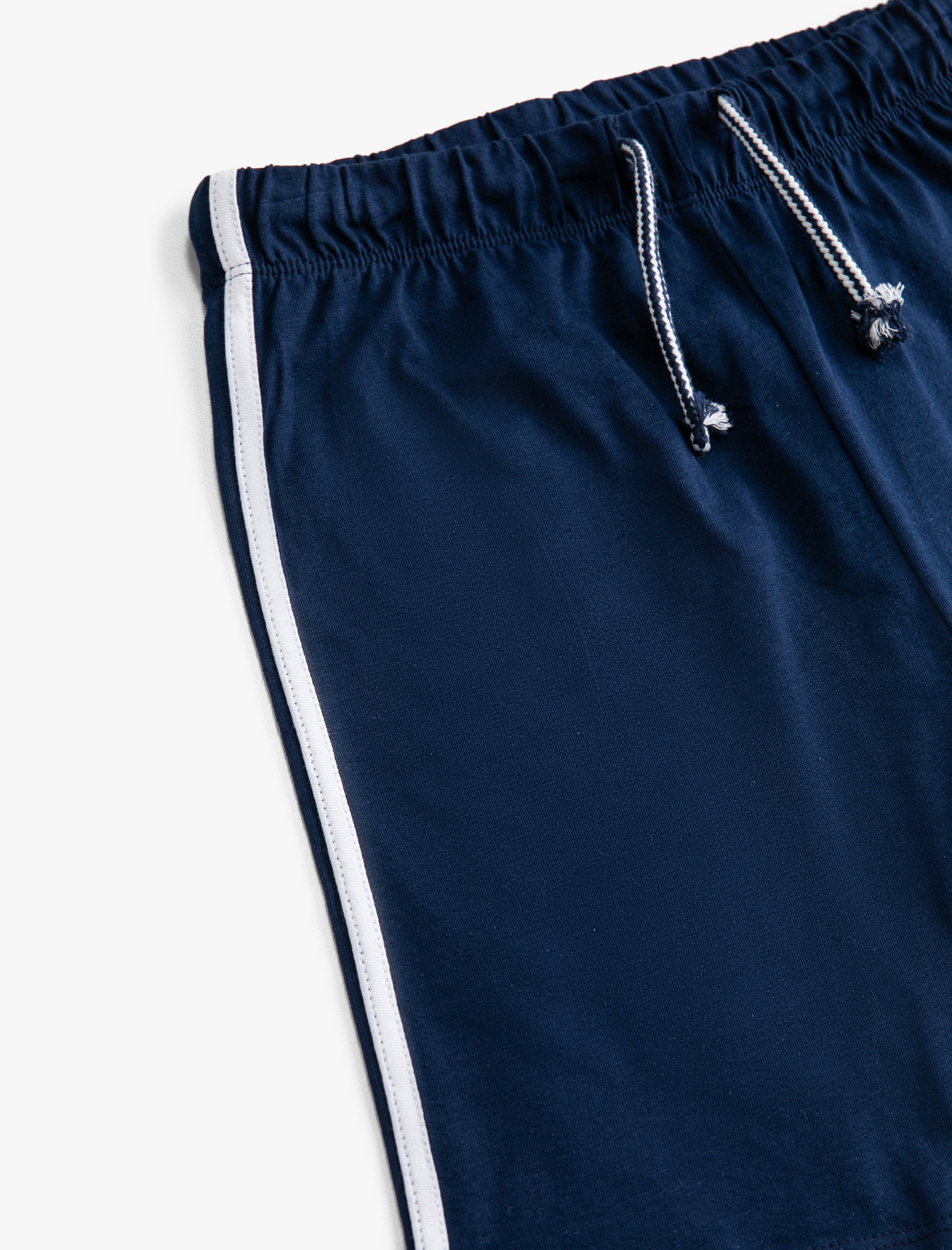  Erkek Çocuk Basic Çizgili Şort Pamuklu Beli Bağcıklı