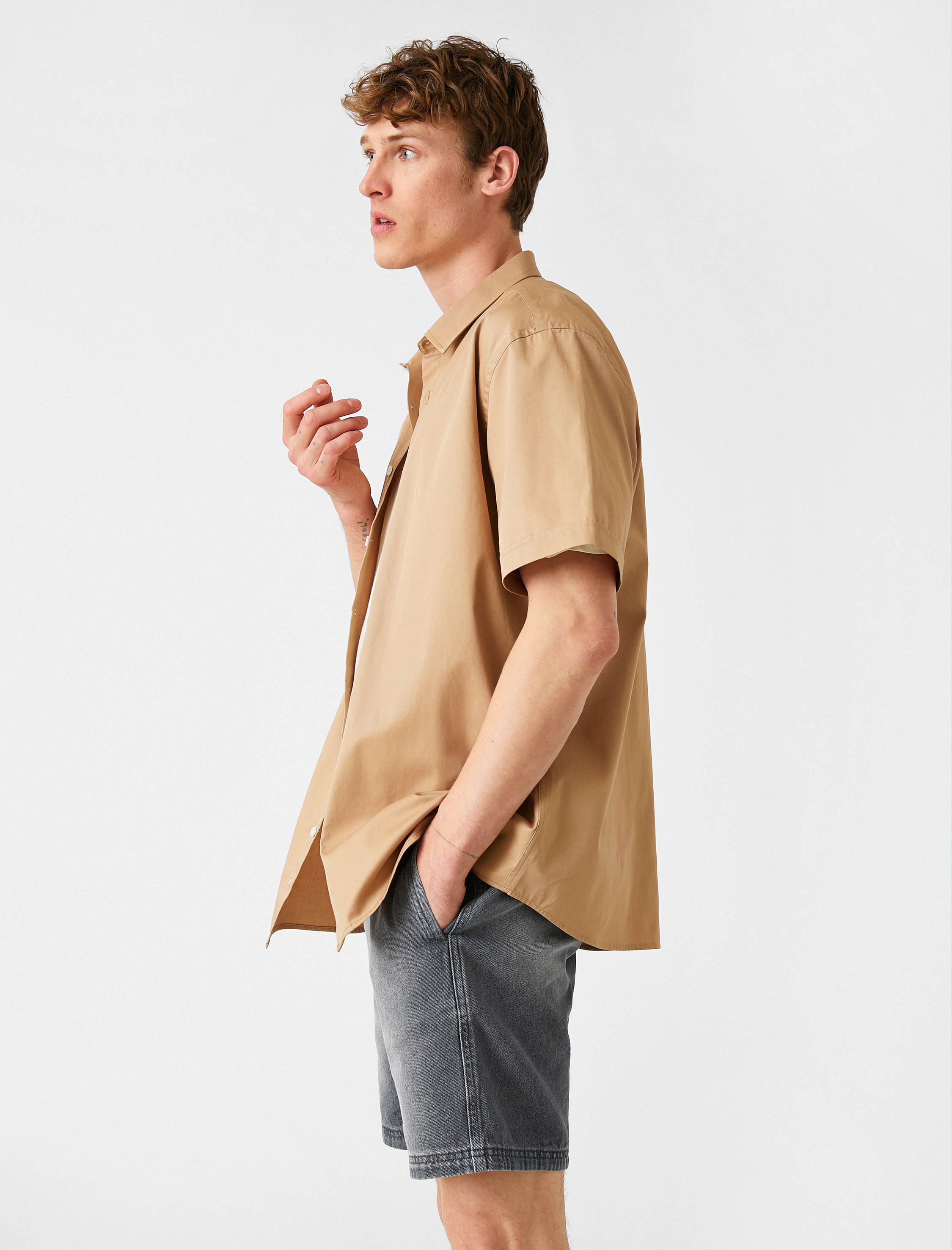   Rahat Kesim Kot Şort