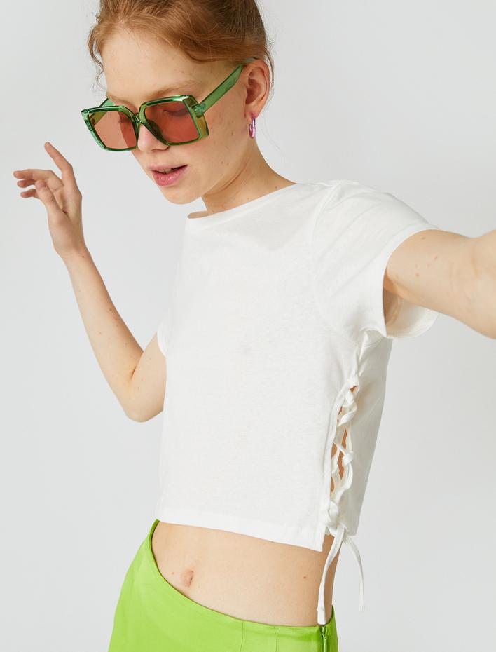  Kısa Kollu Tişört