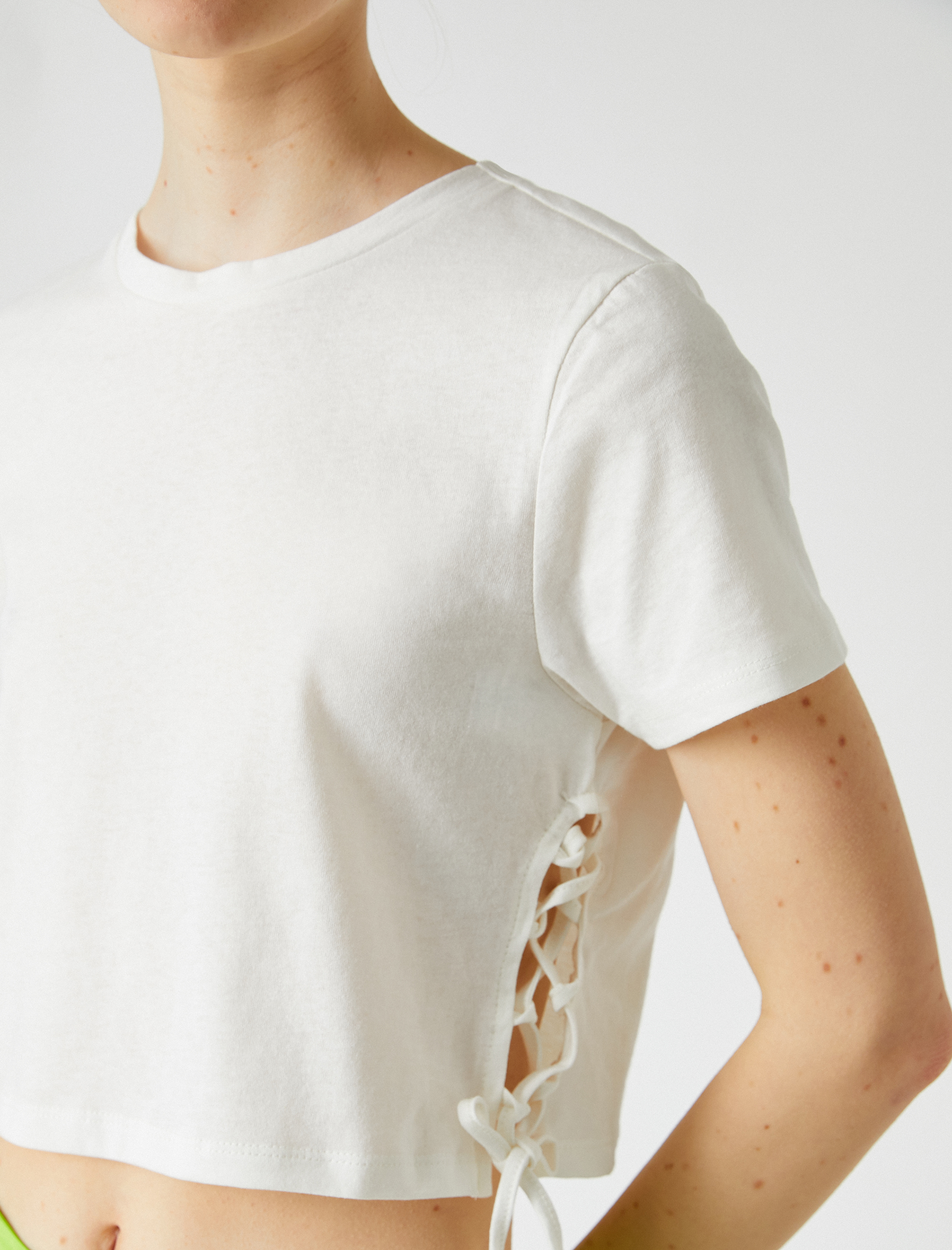   Kısa Kollu Tişört