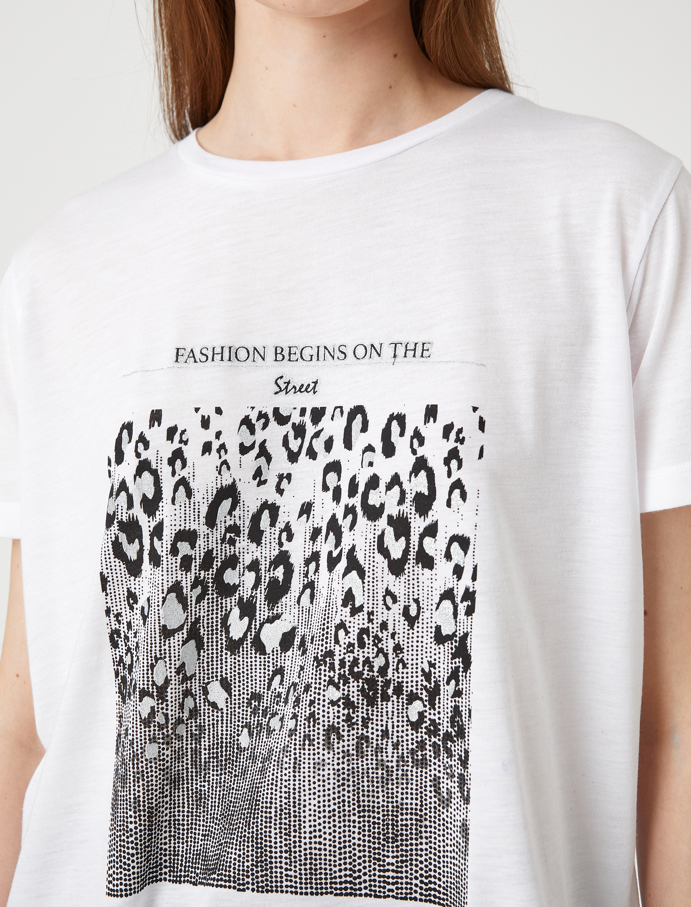   Leopar Baskılı Tişört Kısa Kollu Bisiklet Yaka