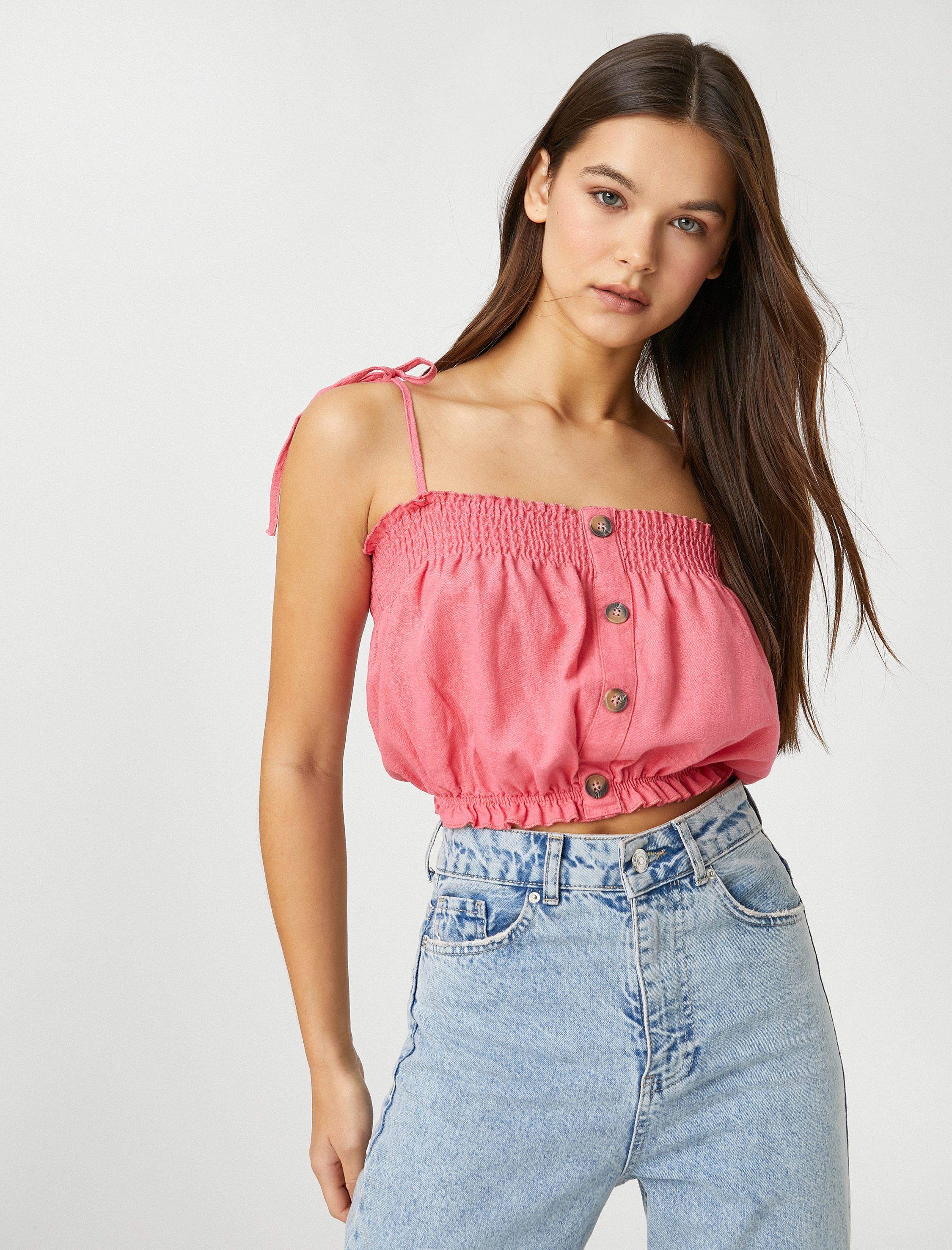   Crop Üst İnce Askılı Büzgülü Düğme Detaylı Keten Karışımlı