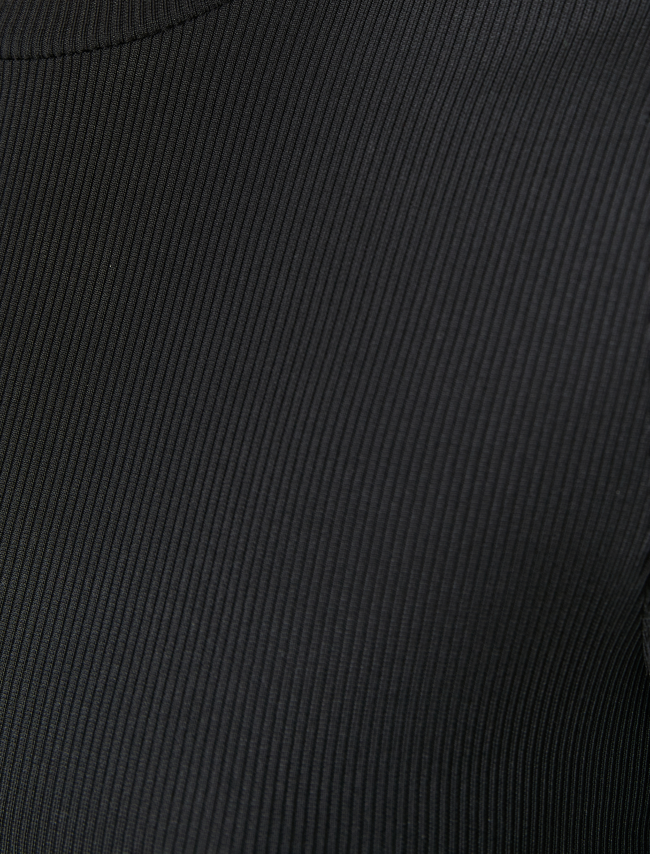   Crop Tshirt Kısa Kollu Bisiklet Yaka Metal Aksesuarlı