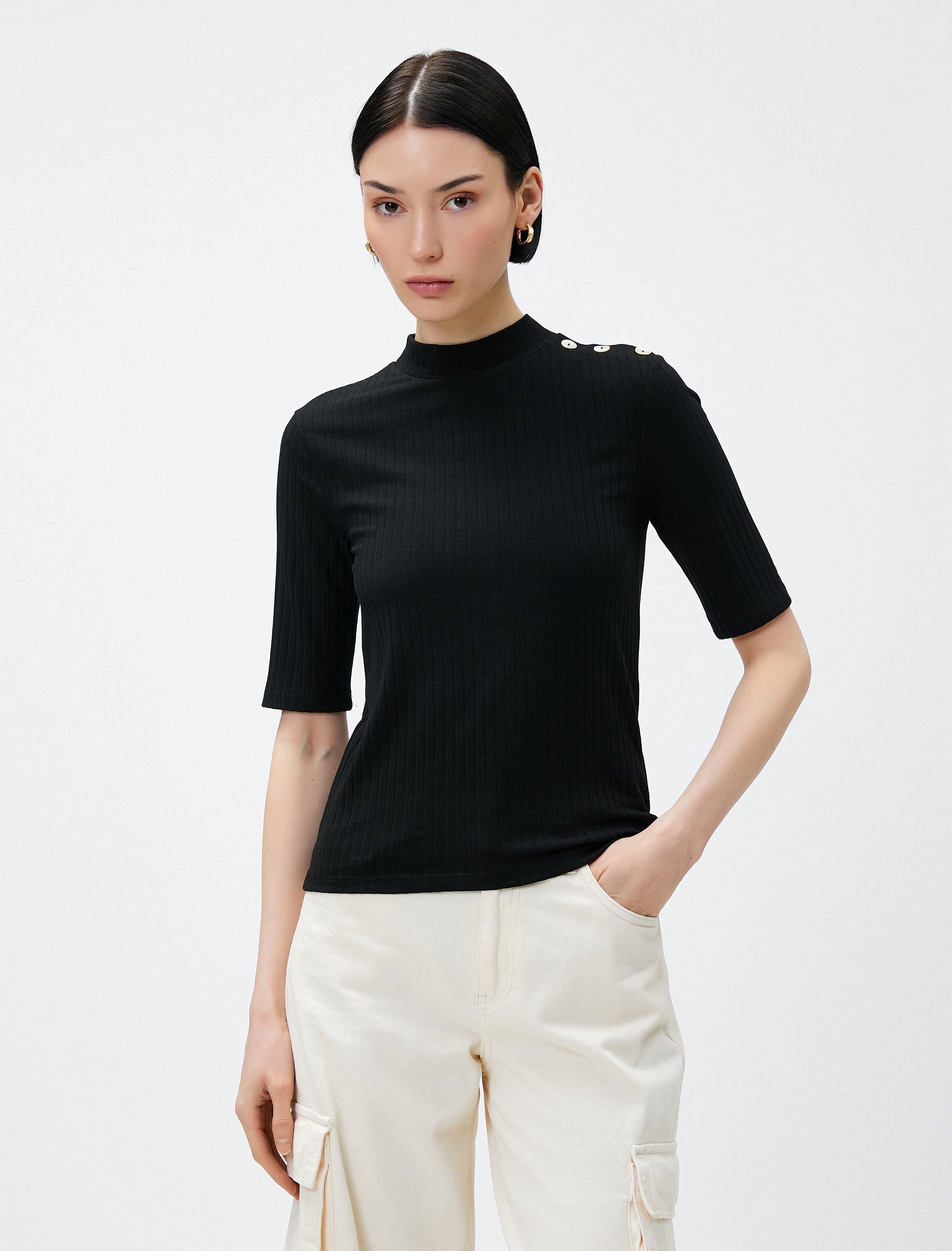   Fitilli Tişört Dik Yaka Düğme Detaylı Kısa Kollu