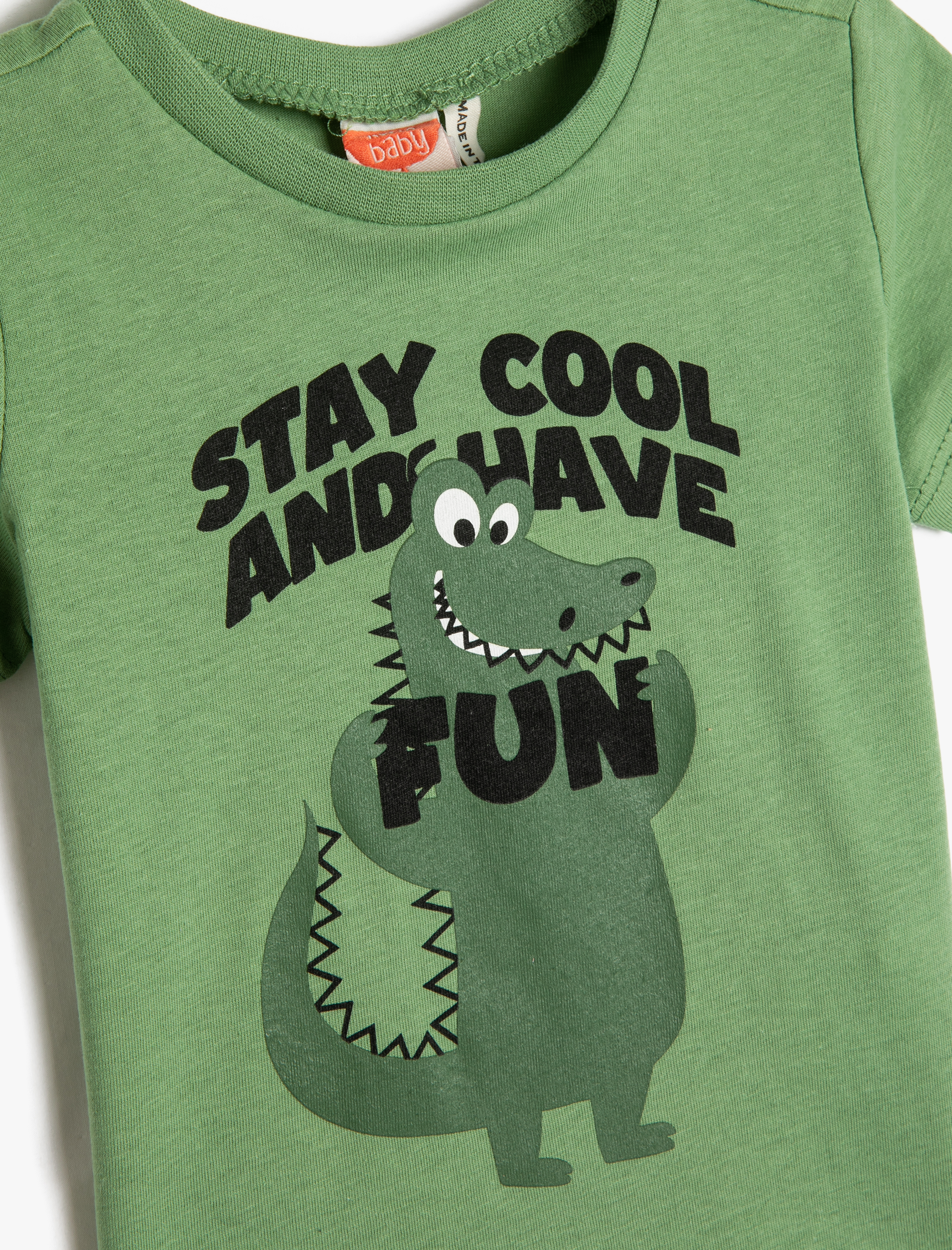  Erkek Bebek Tişört Kısa Kollu Bisiklet Yaka Dinozor Baskılı Pamuklu