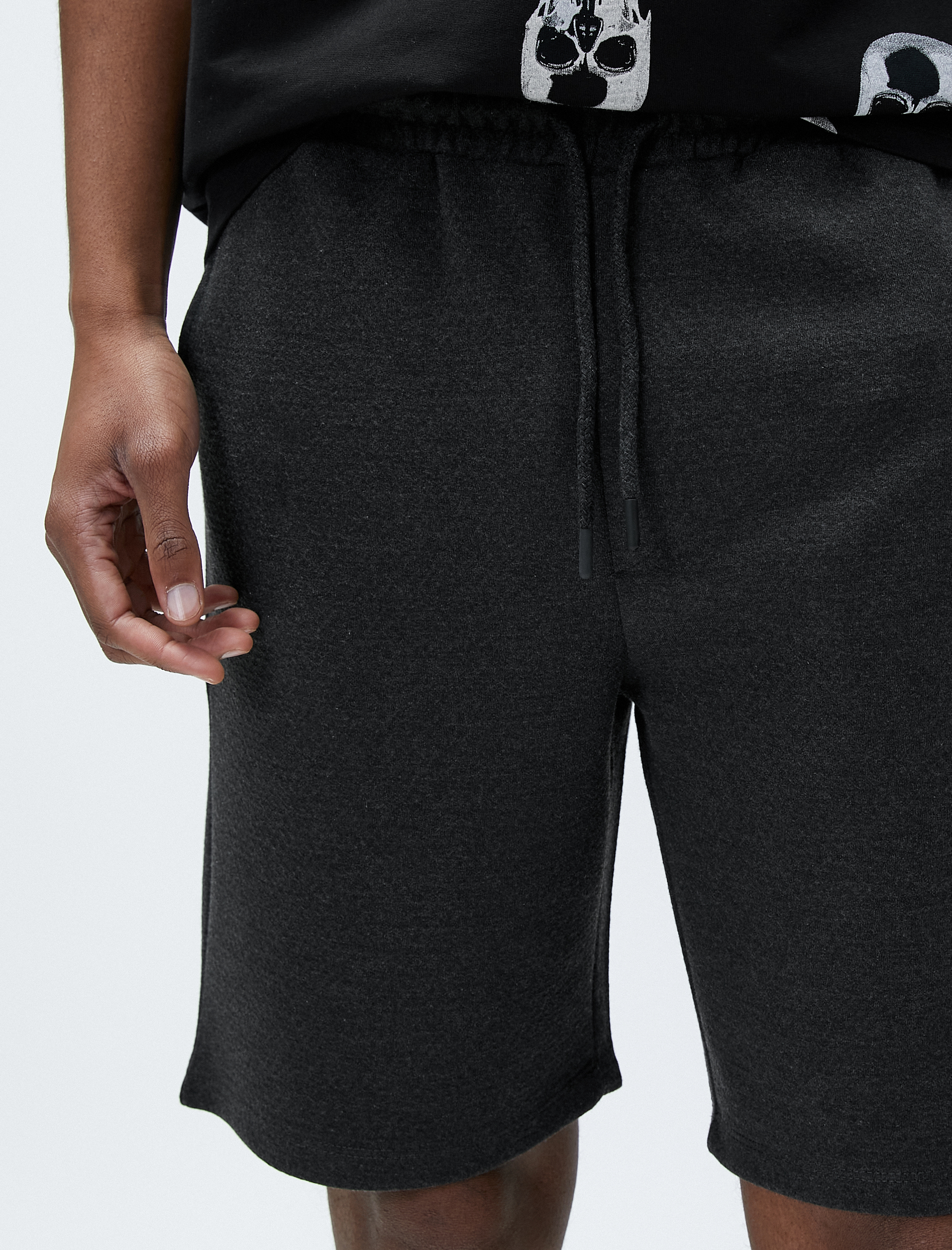   Beli Bağcıklı Bermuda Şort Cep Detaylı