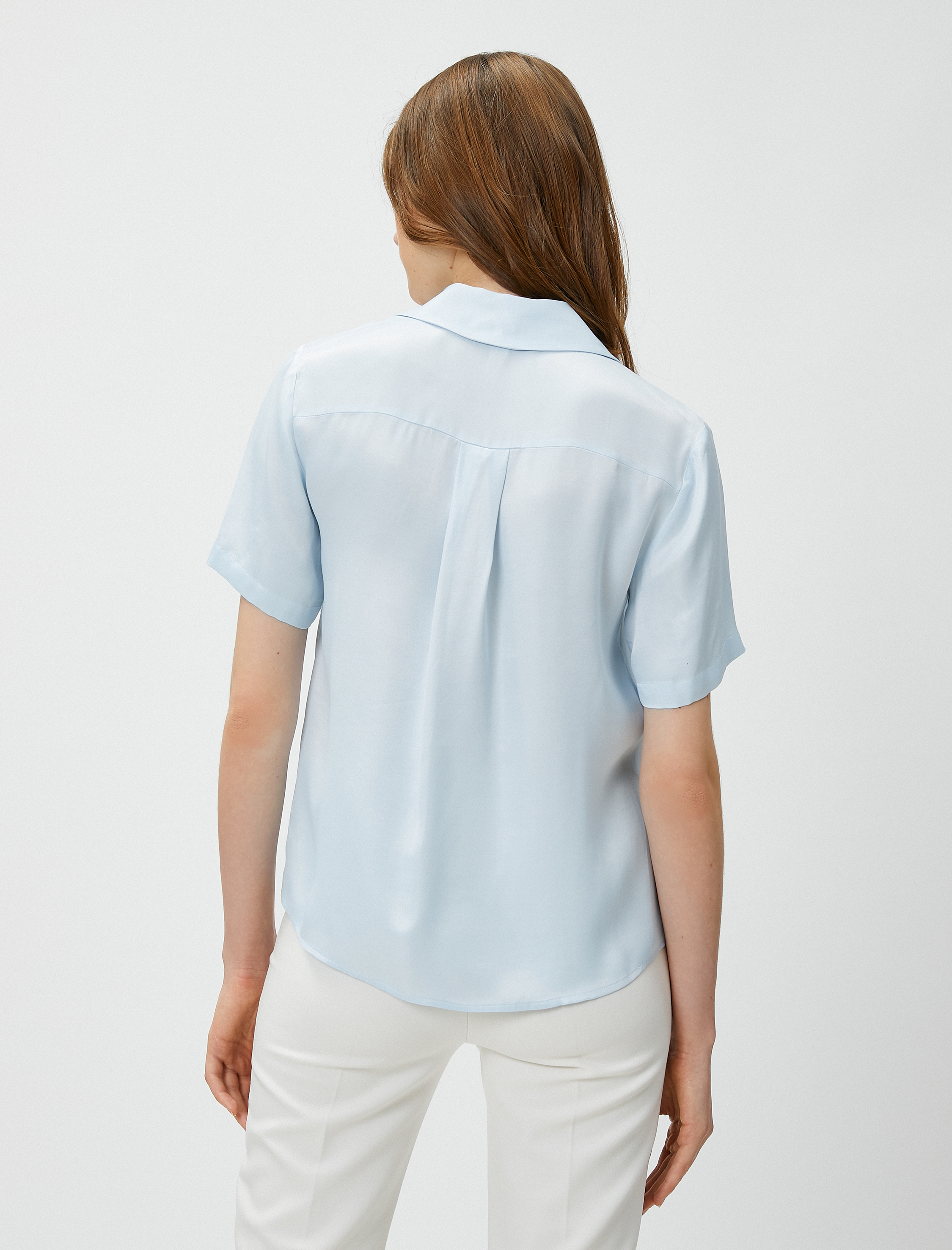   Kısa Kollu Gömlek Düğmeli