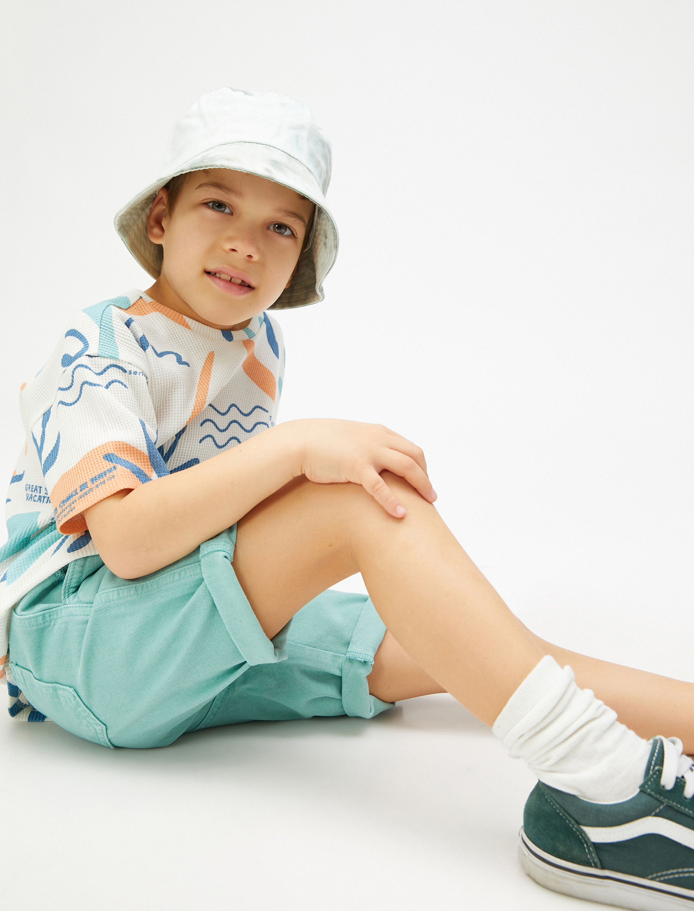  Erkek Çocuk Kot Şort Cepli Pamuklu