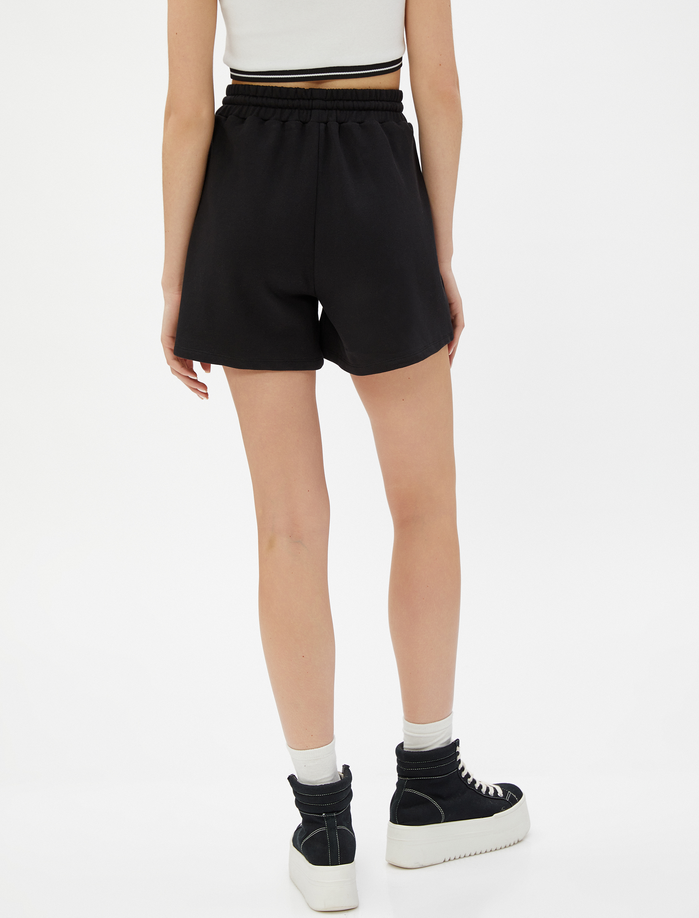   Mini Şort Beli Bağcıklı Cep Detaylı