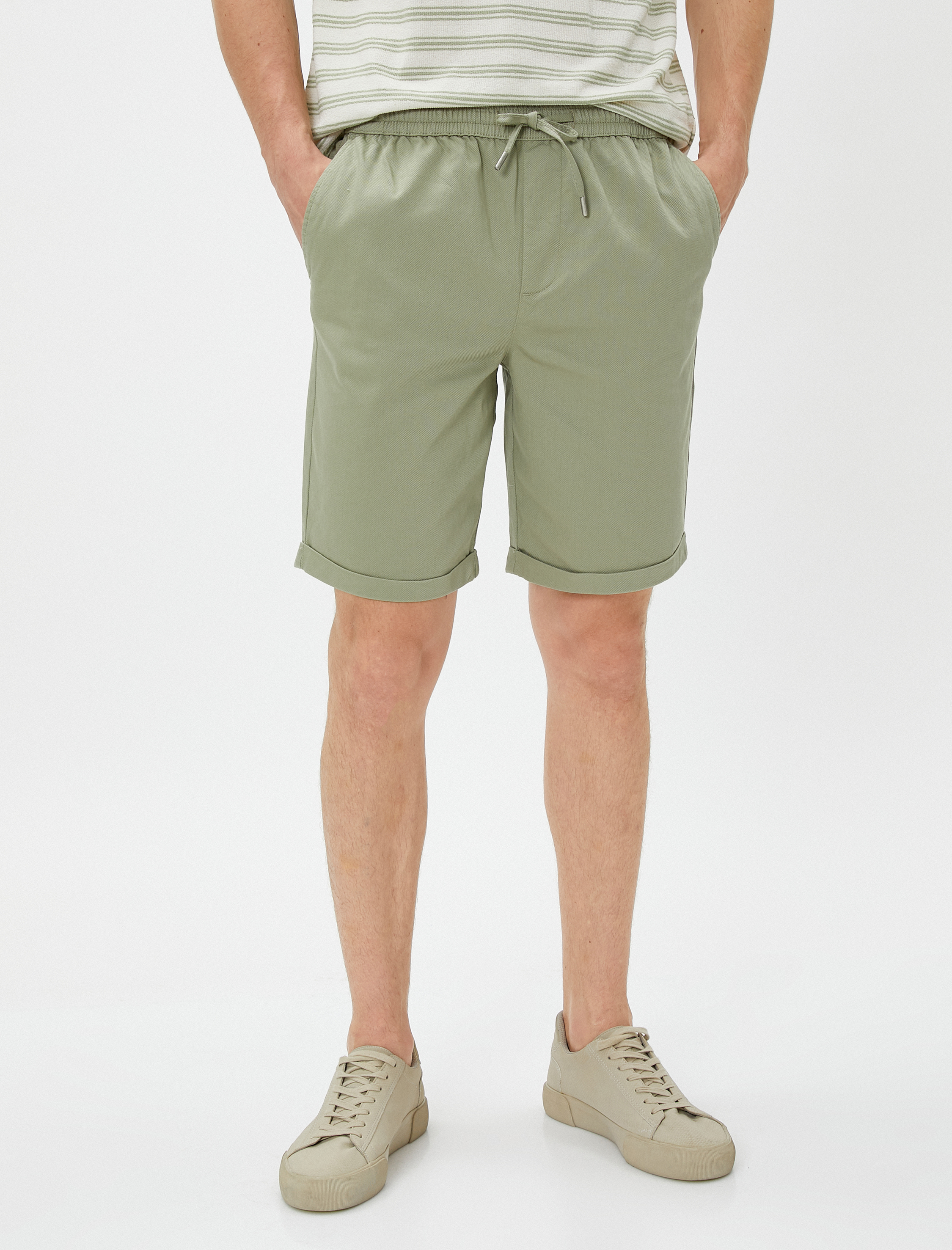   Basic Dokuma Şort Katlı Paça Beli Bağcıklı Cepli