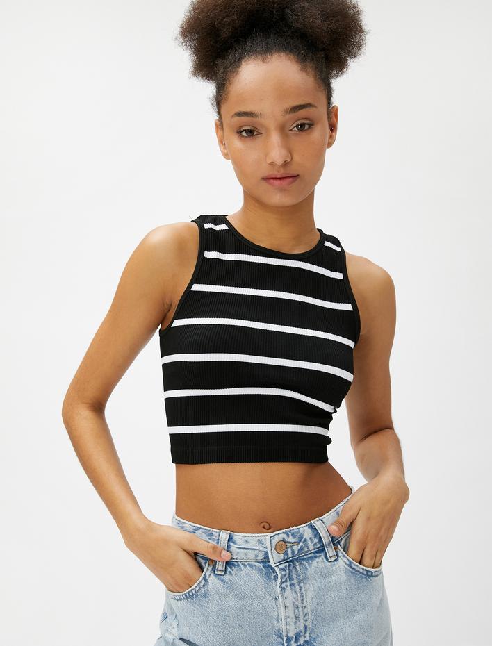  Crop Fitilli Atlet Basic Halter Yaka