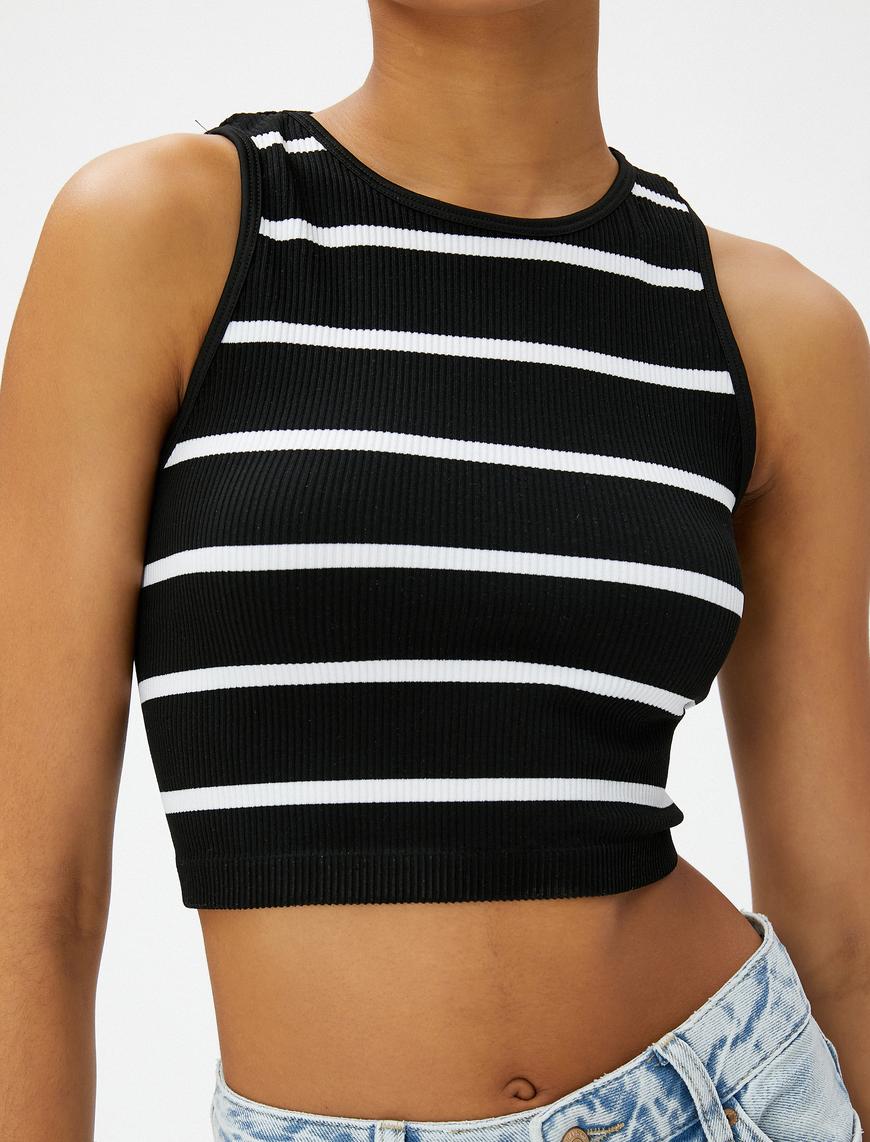   Crop Fitilli Atlet Basic Halter Yaka