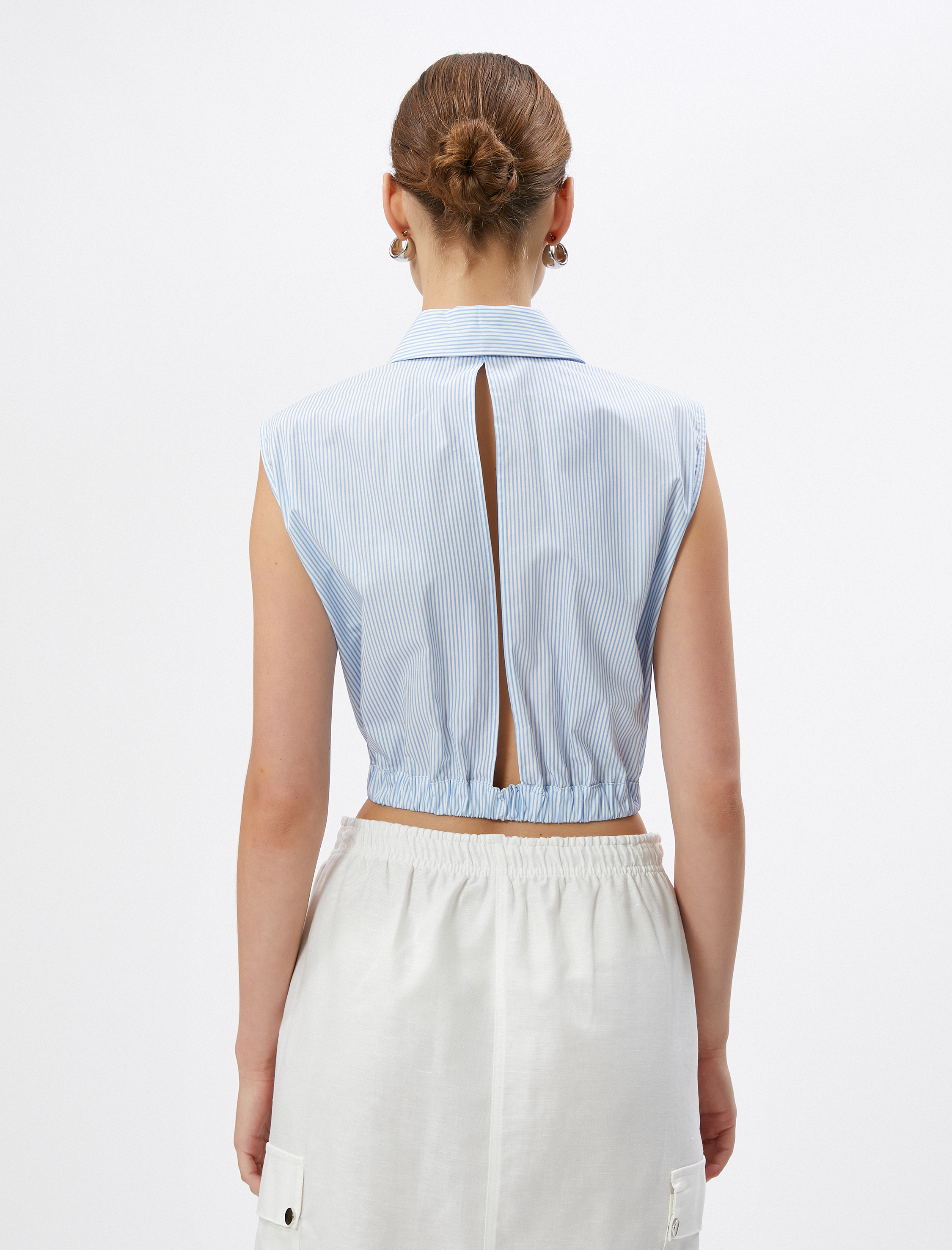   Crop Gömlek Pencere Detaylı Kolsuz Pamuklu