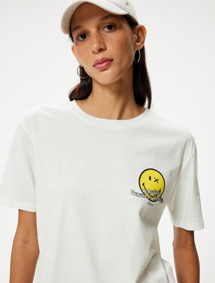  SmileyWorld® Oversize Tişört Arkası Baskılı Bisiklet Yaka Lisanslı