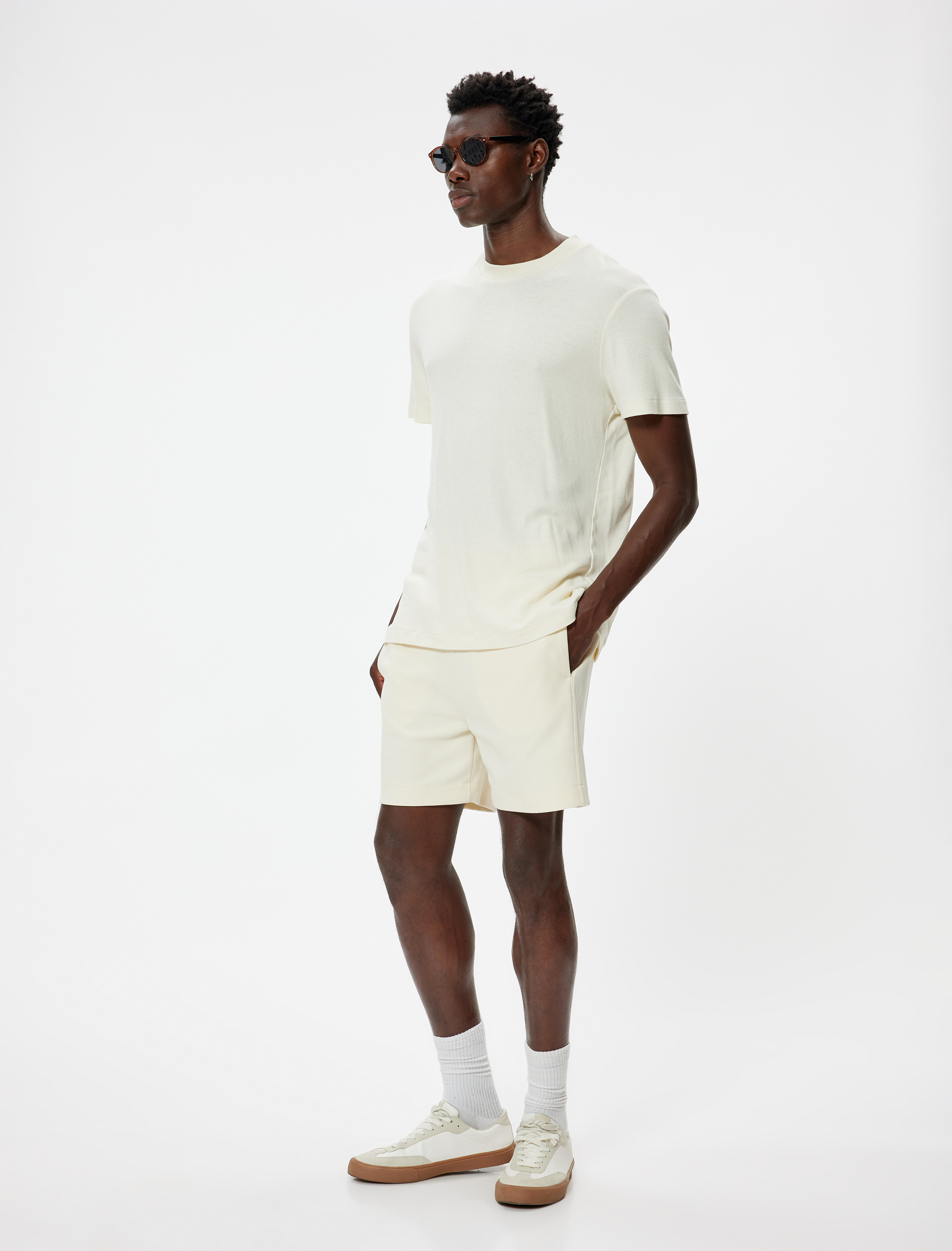 Bermuda Şort Beli Bağcıklı Cep Detaylı Pamuklu