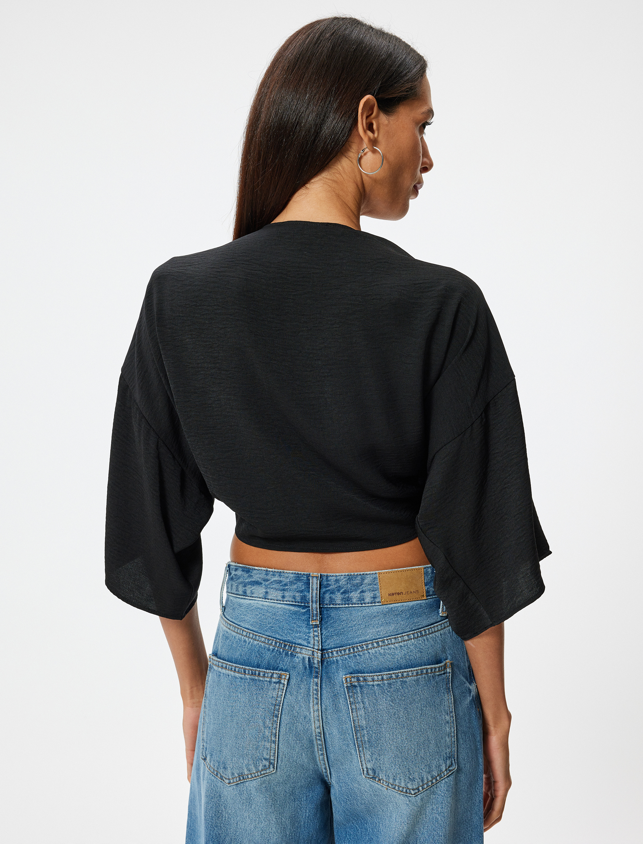   Crop Üst V Yaka Bağlama Detaylı Oversize