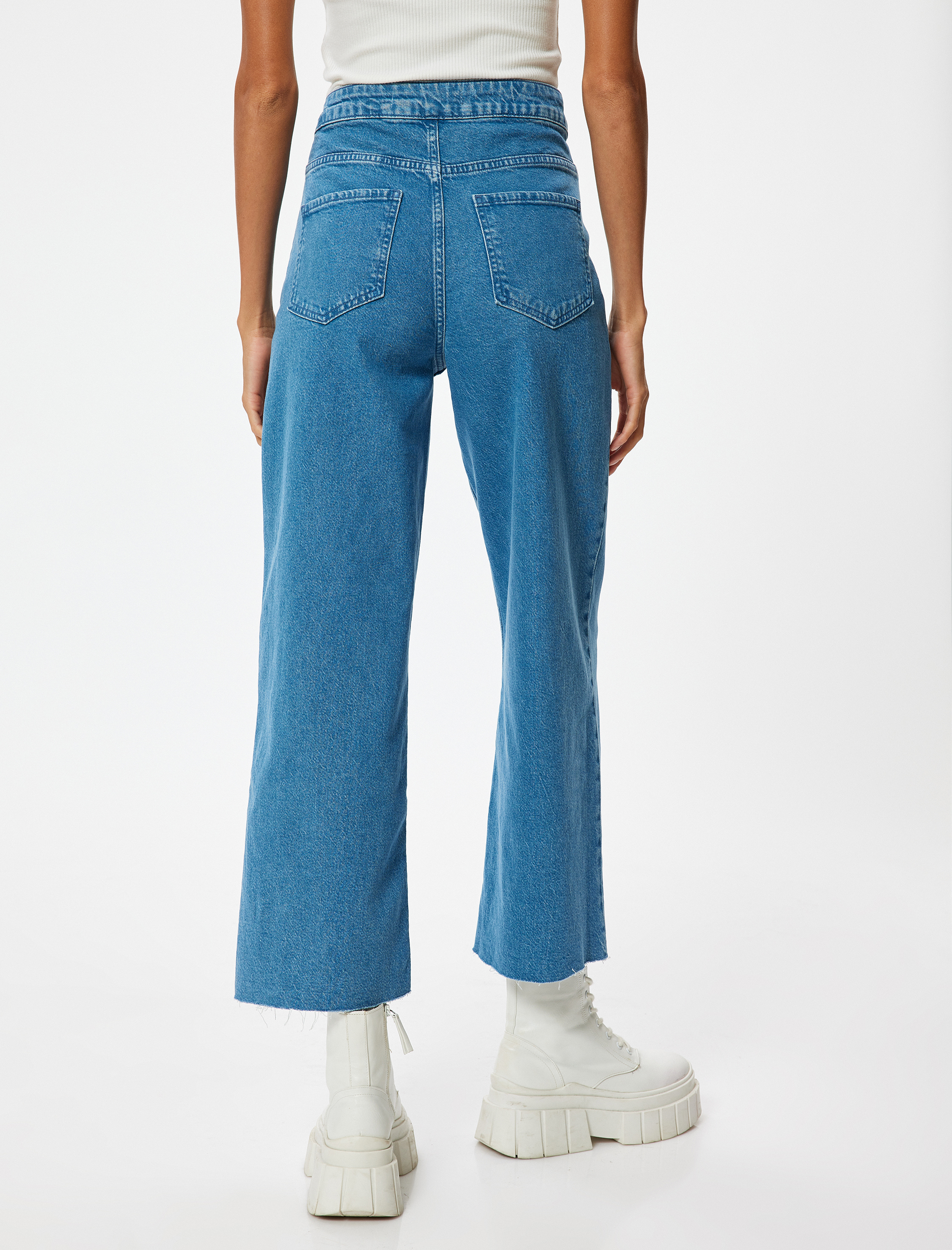   Yüksek Bel Geniş Paça Kot Pantolon Düğme Detaylı Culotte Jeans