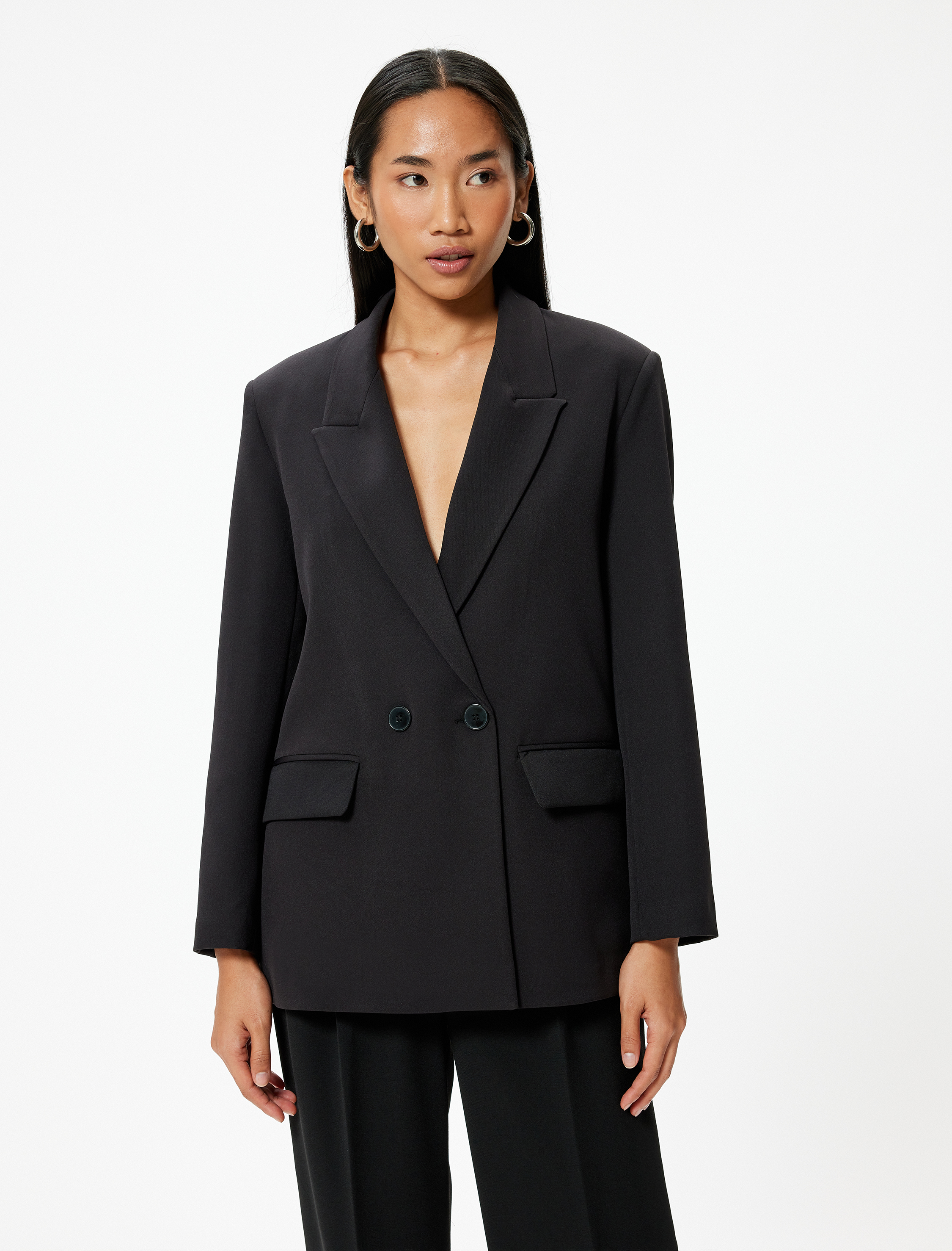   Kapaklı Cep Detaylı Kruvaze Oversize Blazer Ceket