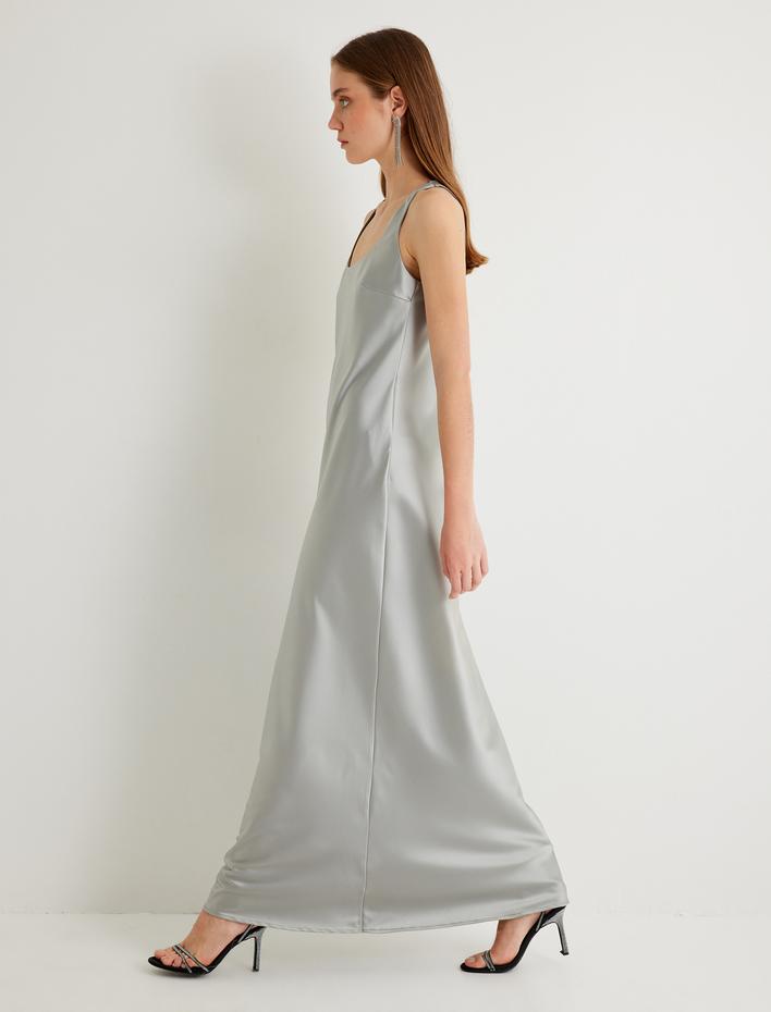  Saten Elbise Uzun Halter Yaka Kolsuz