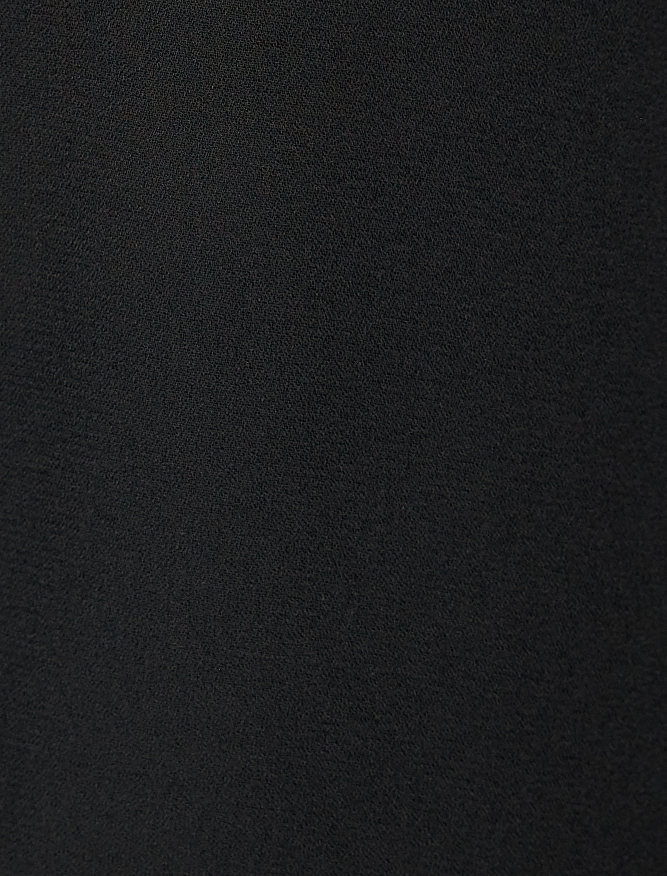   Kolsuz Fırfırlı Şifon Bluz V Yaka