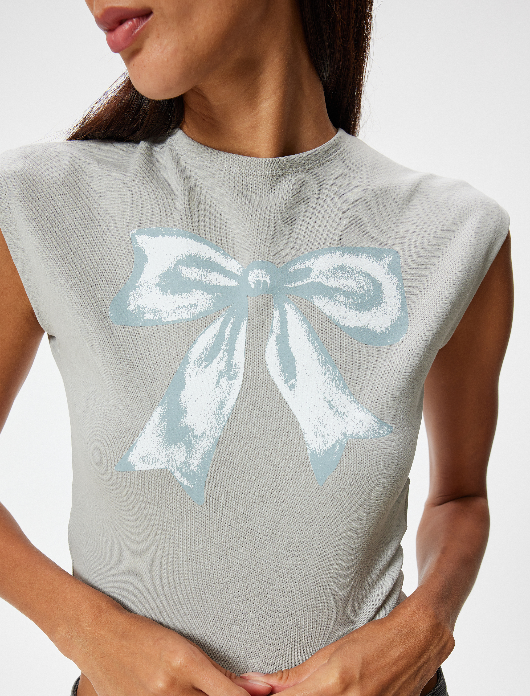   Crop Tişört Fiyonk Baskılı Bisiklet Yaka Kısa Kollu Slim Fit