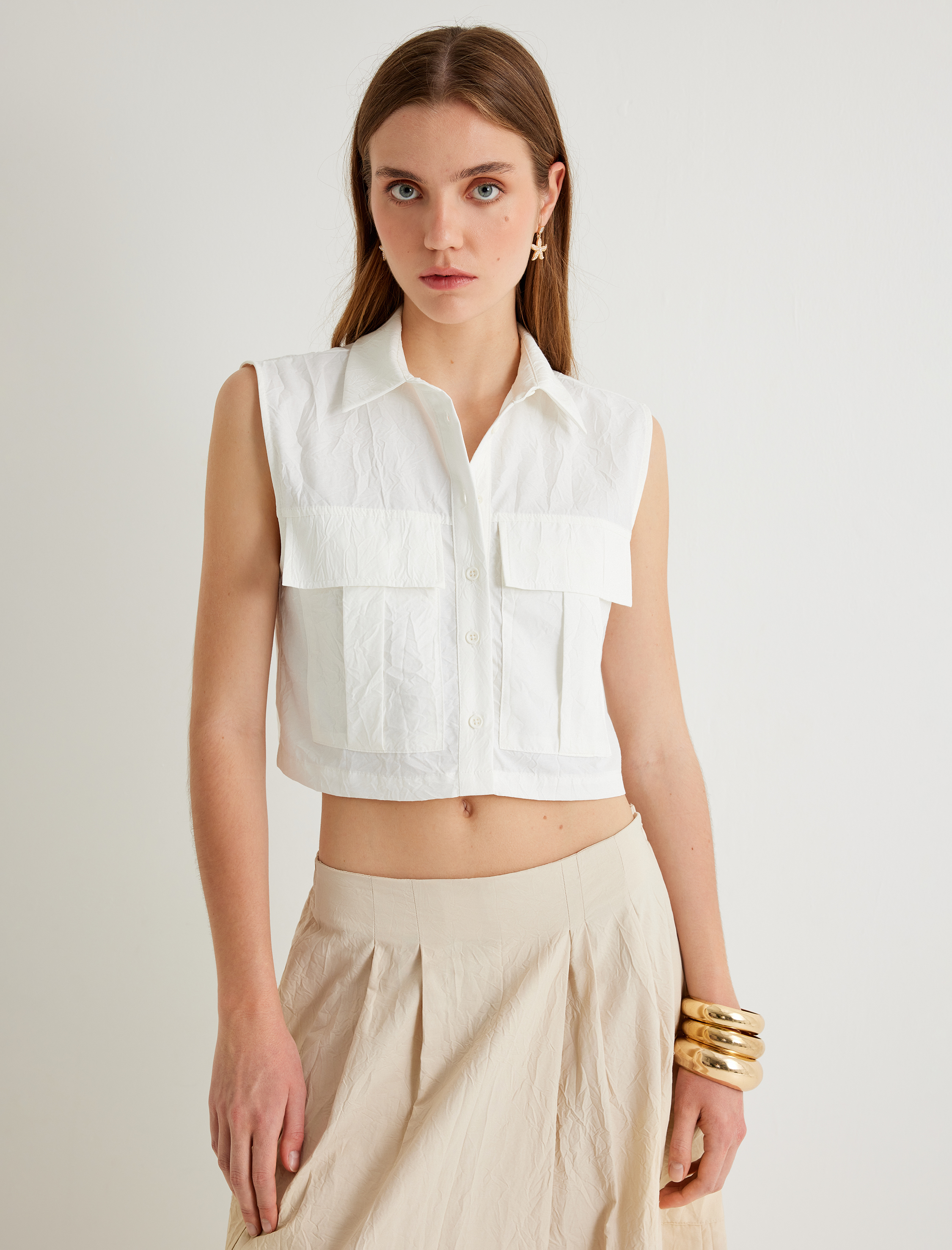   Koton X Sima Tarkan - Crop Kolsuz Gömlek Kapaklı Cep Detaylı