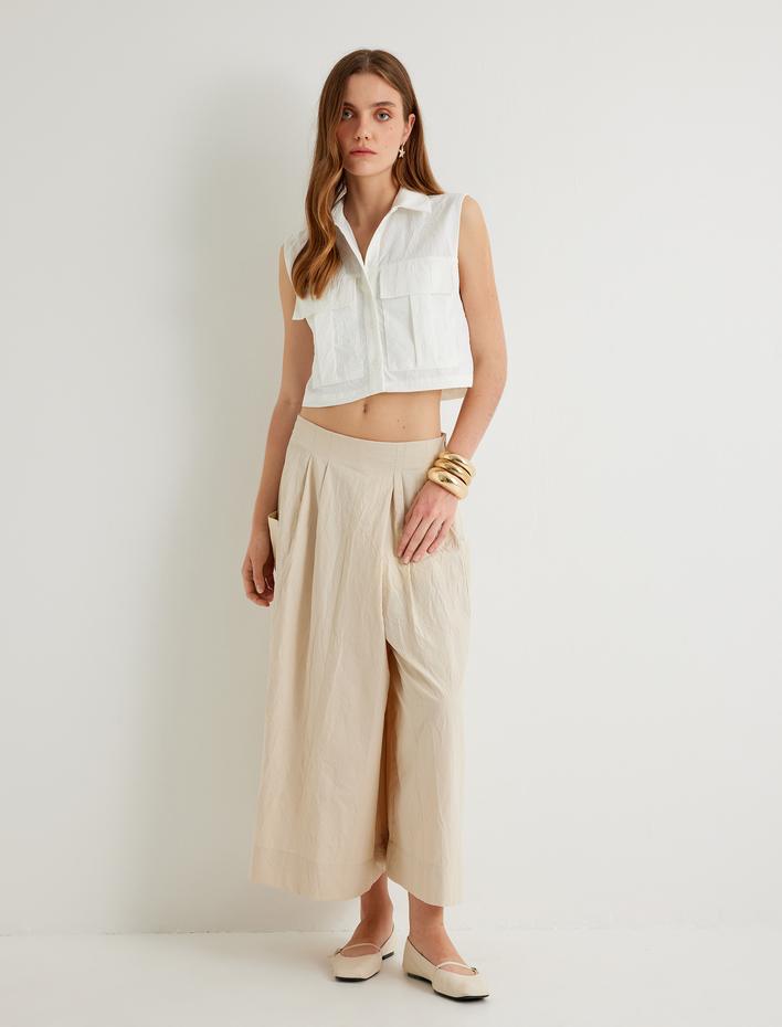  Koton X Sima Tarkan - Crop Kolsuz Gömlek Kapaklı Cep Detaylı