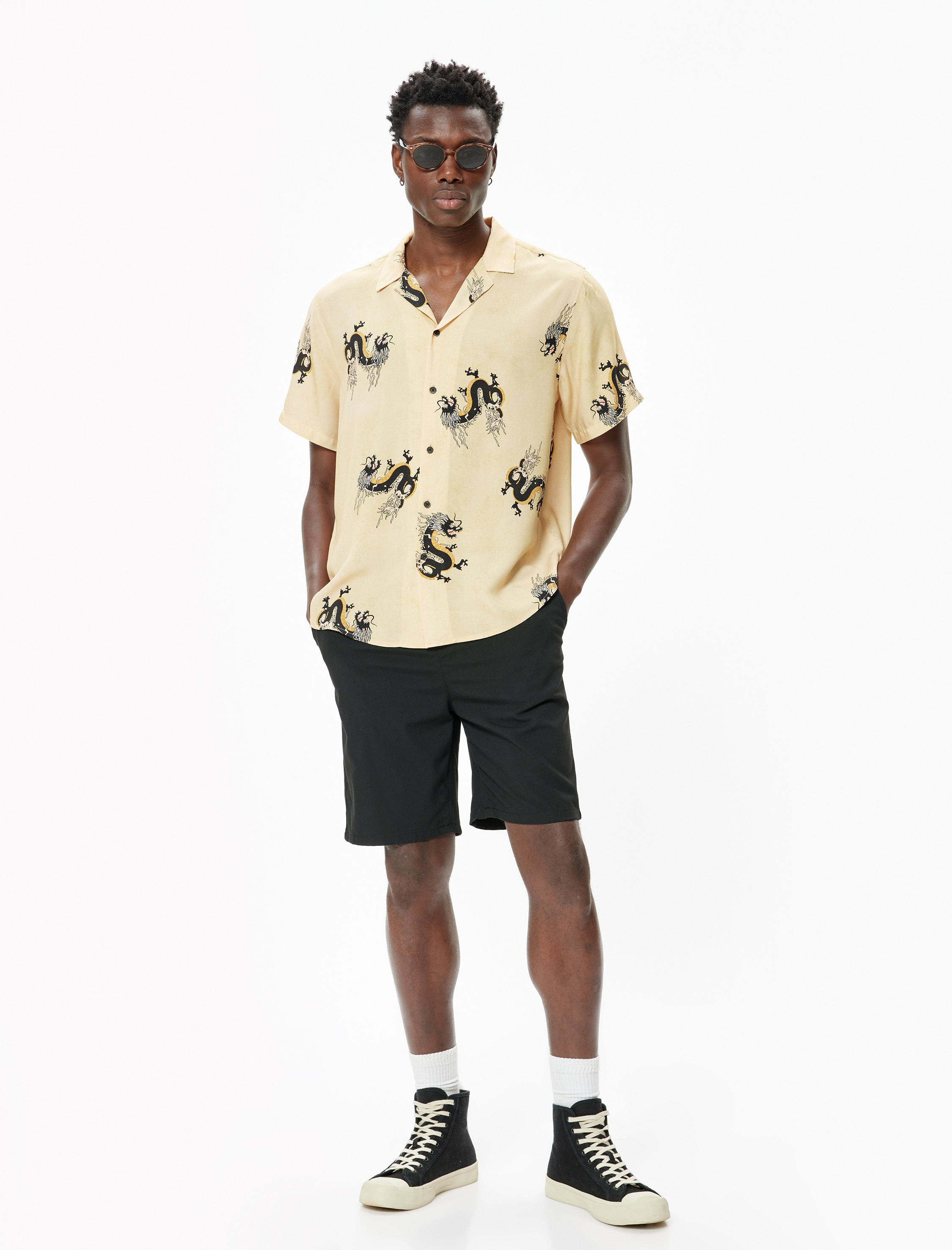   Kısa Kollu Gömlek Ejderha Desenli Düğmeli Regular Fit