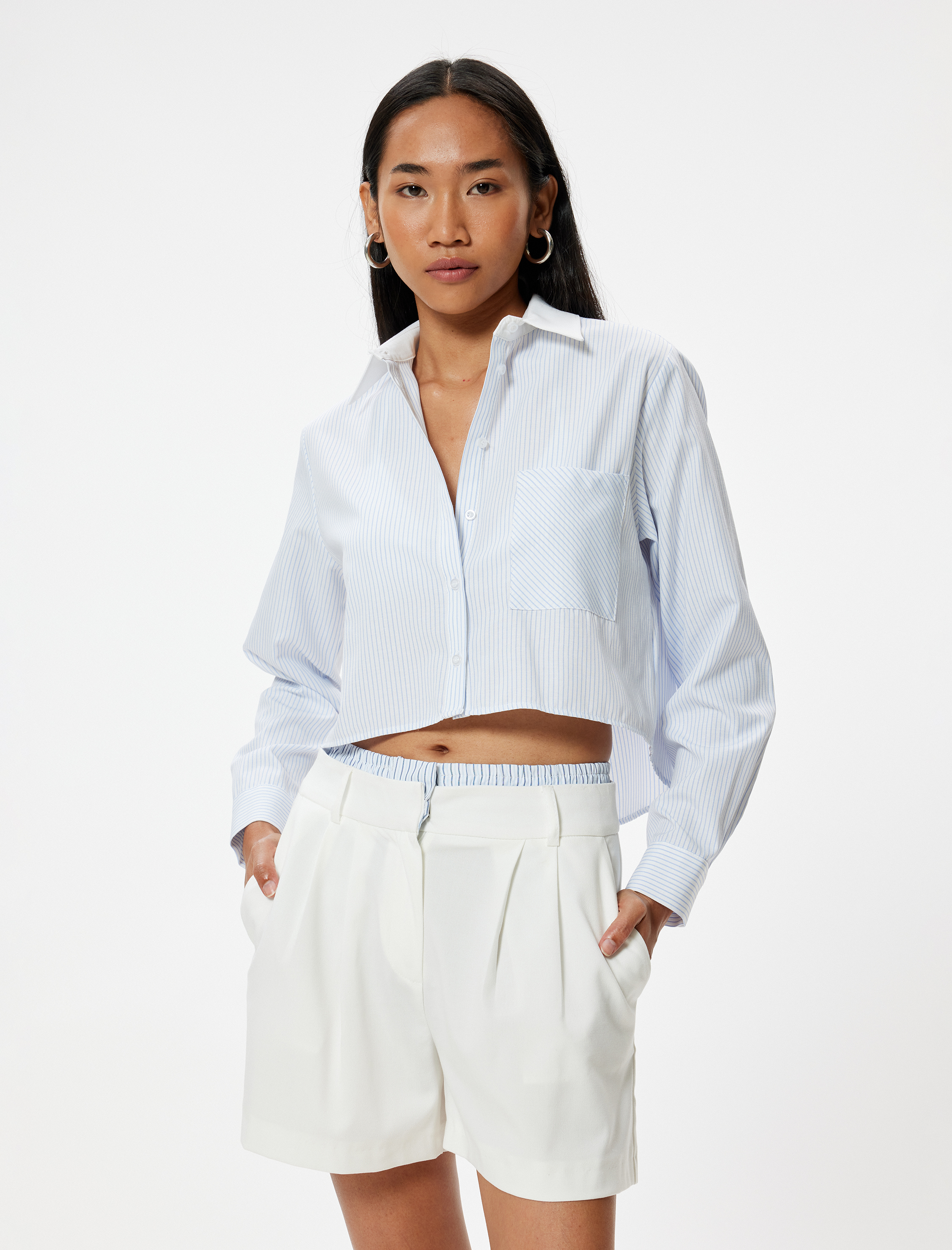   Koton X Sibil Çetinkaya - Çift Bel Detaylı Boxer Şort Cepli Pile Detaylı