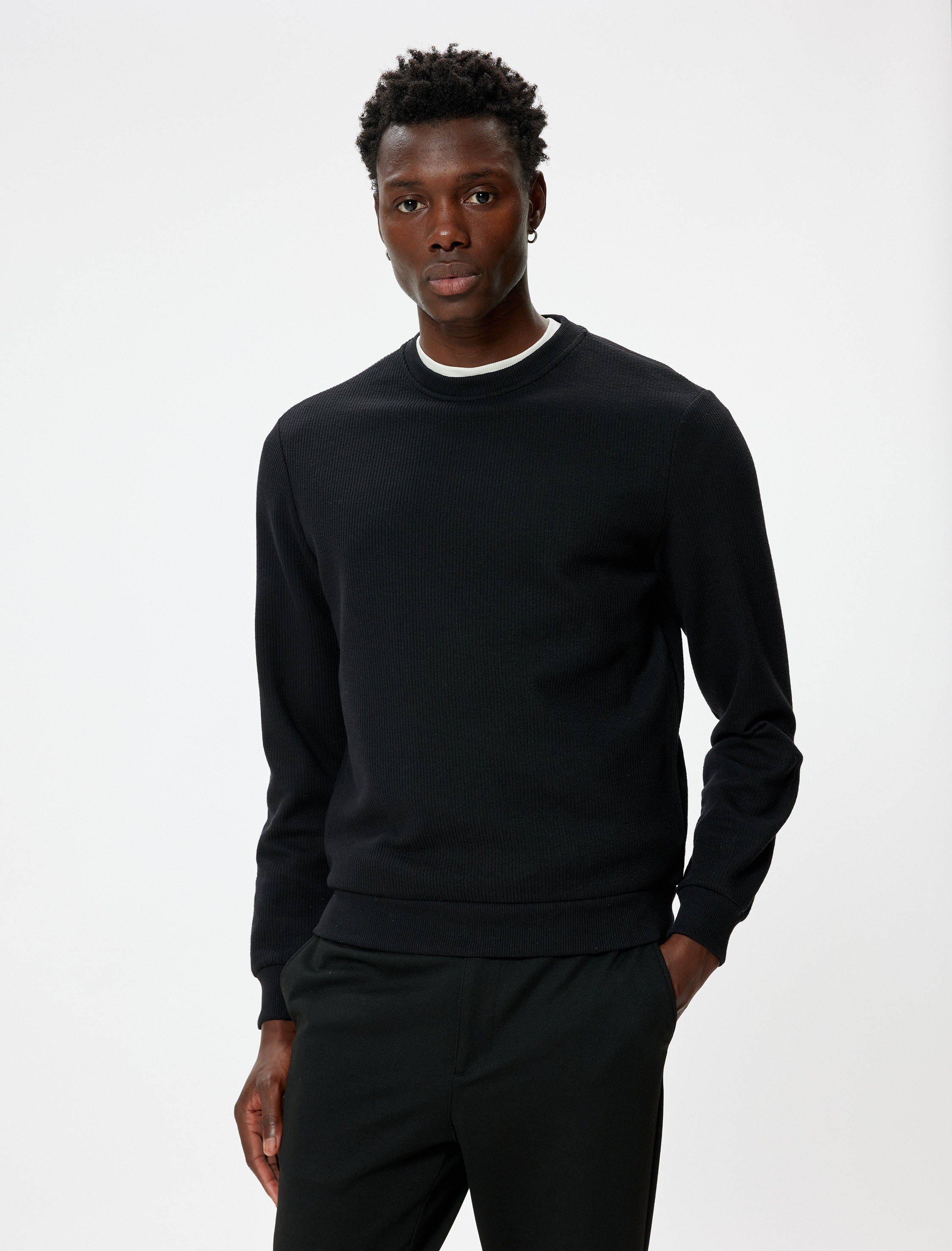   Bisiklet Yaka Dokulu Pamuk Karışımlı Uzun Kollu Basic Sweatshirt