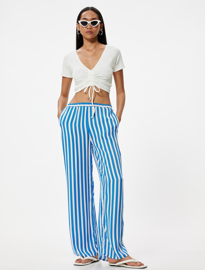  Crop Drapeli Tişört Derin V Yaka Bağlama Detaylı Dokulu