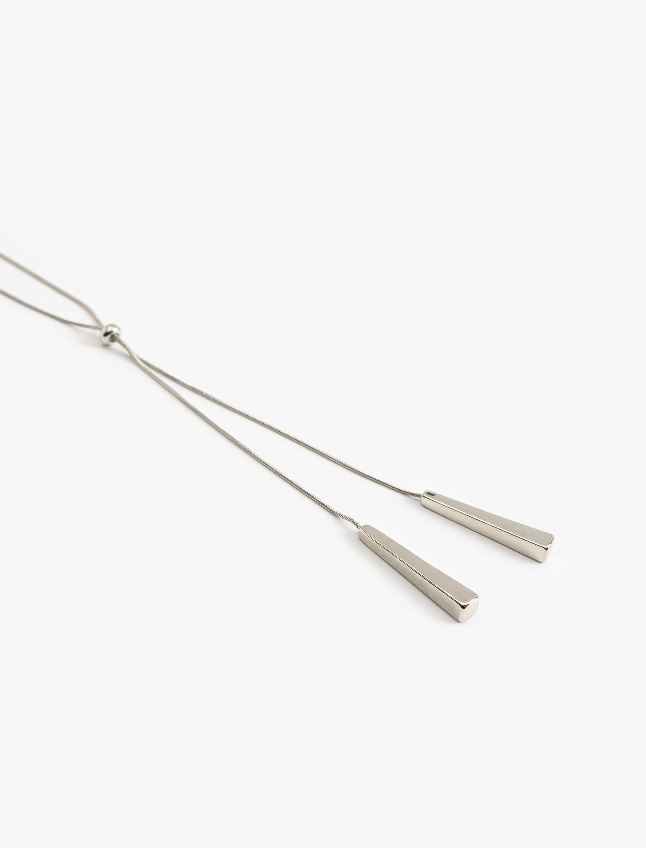  Kadın Uzun Çelik Kolye