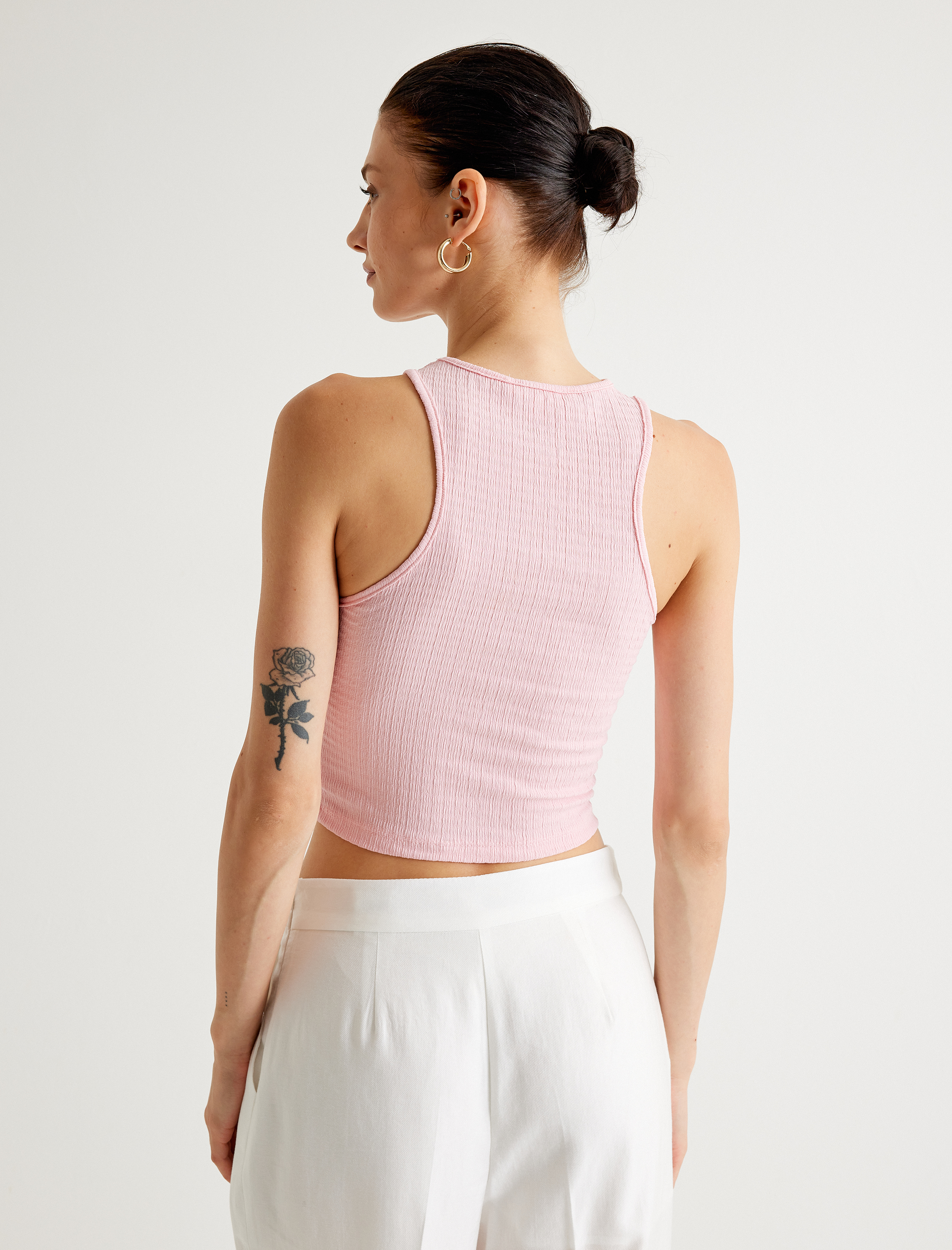   Koton X Melis Ağazat - Basic Halter Yaka Atlet Dokulu