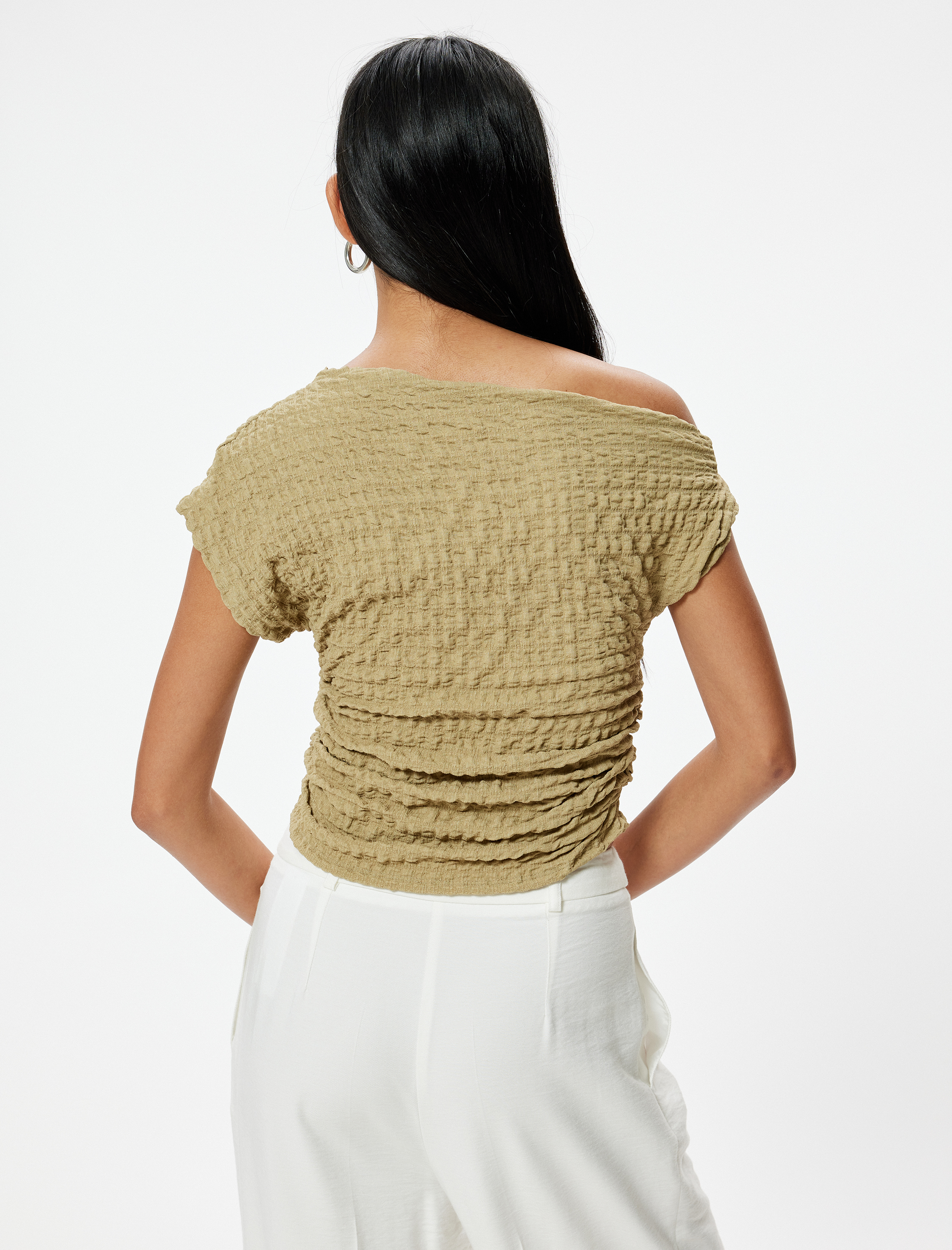   Tek Omuz Bluz Asimetrik Kesim Dokulu Kap Kol