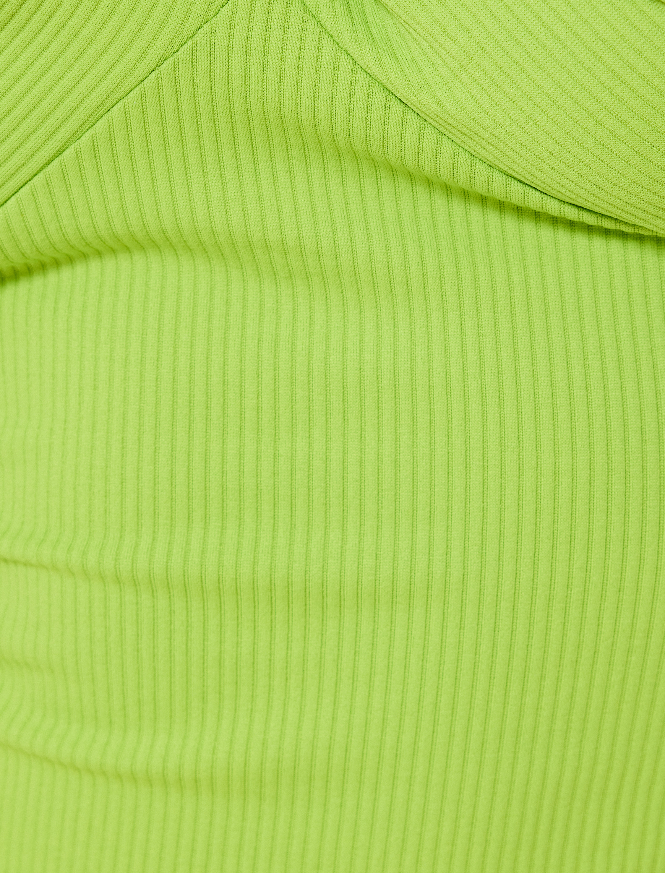   Crop Straplez Üst Kol Detaylı Kalp Yaka