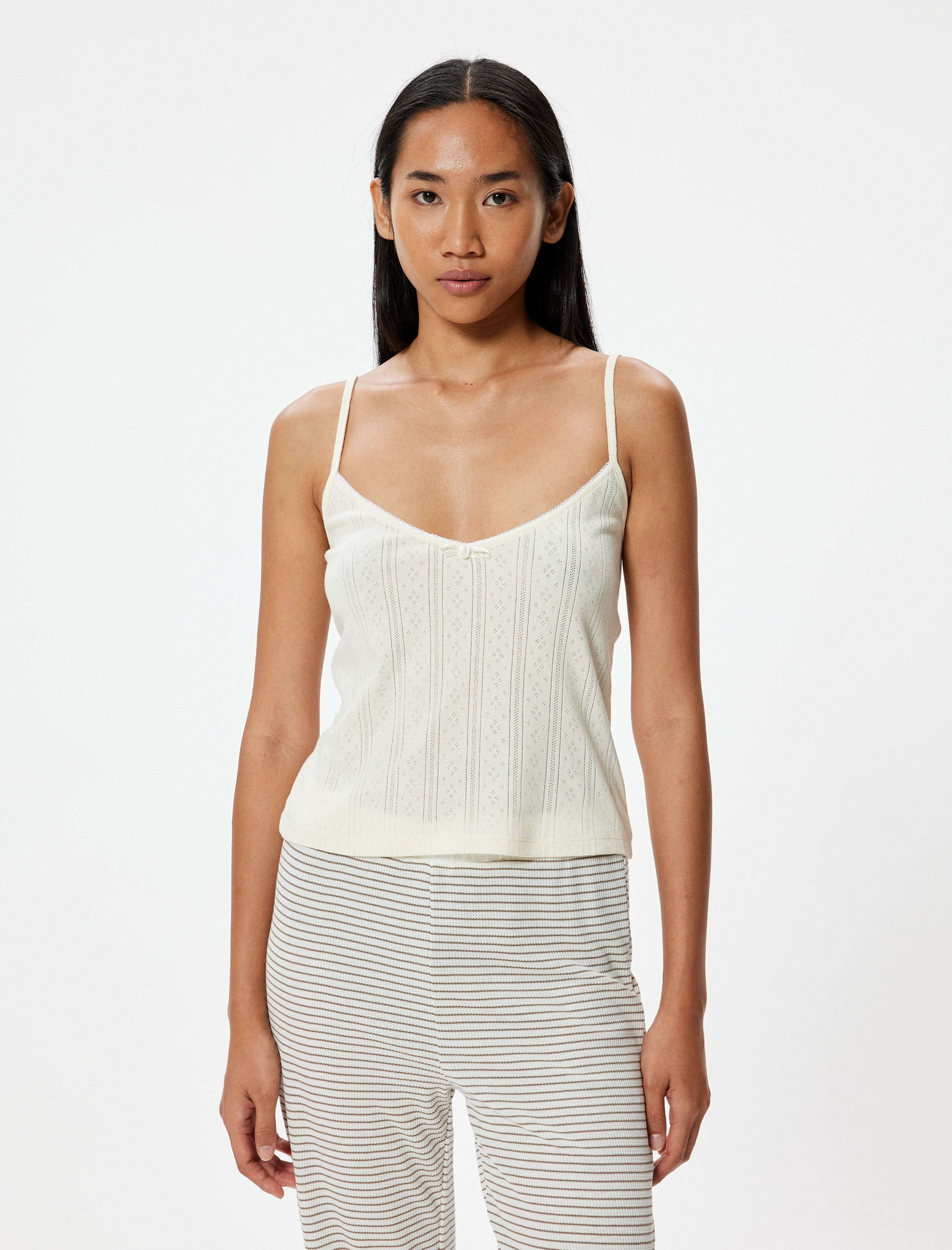   İnce Askılı Crop Pijama Üstü Rahat Kalıp