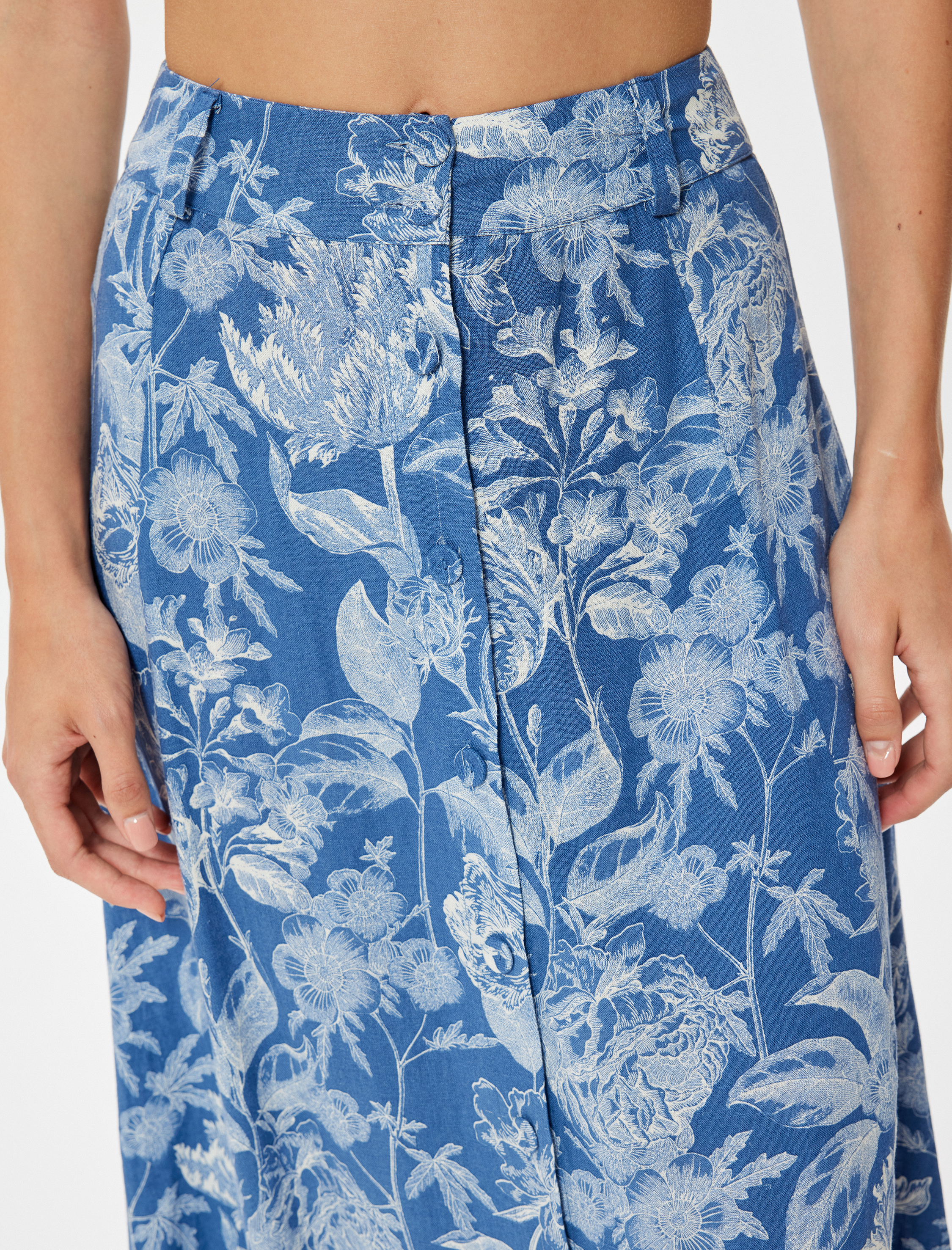   Keten Karışımlı Çiçekli Midi Boy Etek Düğmeli