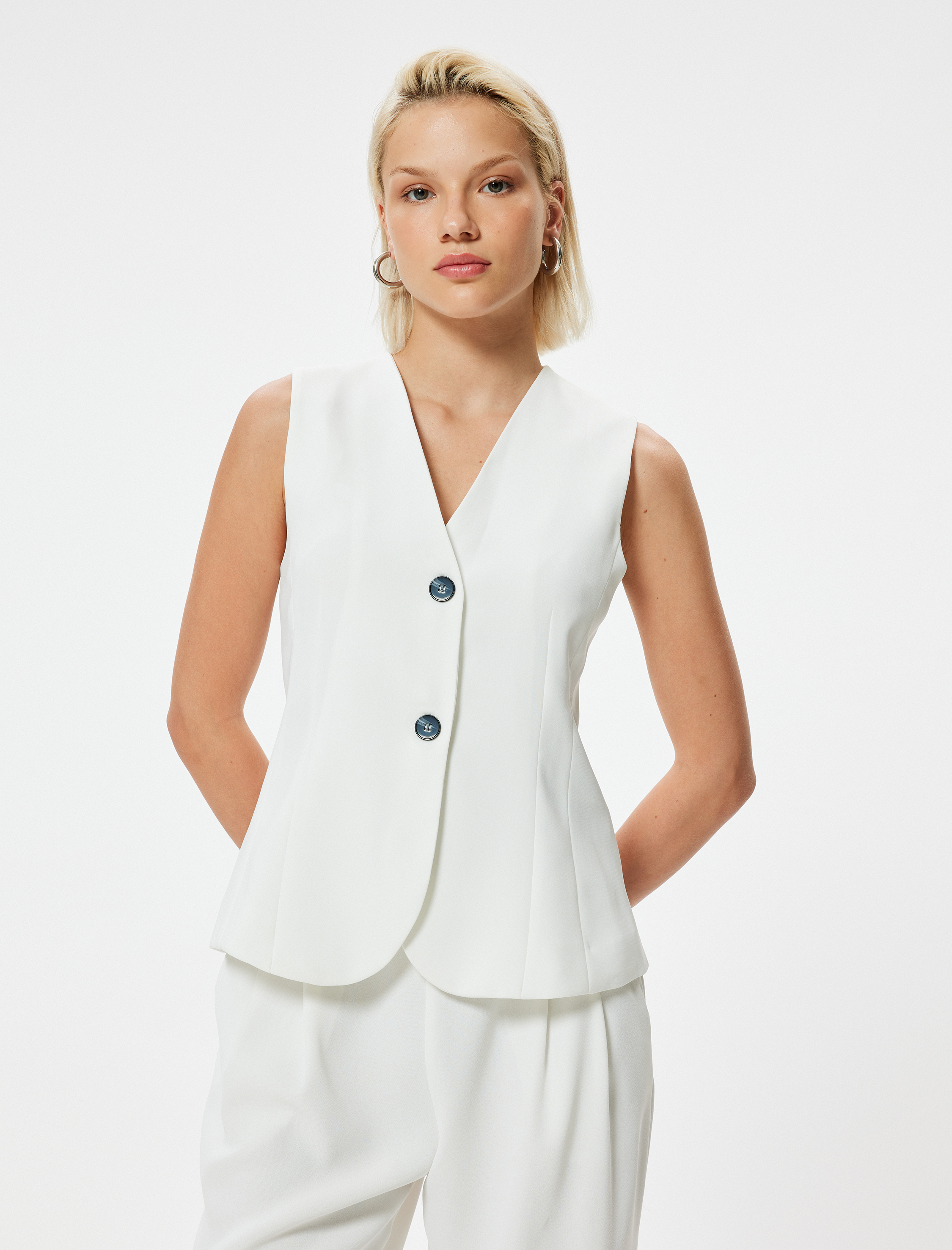   Yelek V Yaka Düğmeli Slim Fit Krep Kumaş