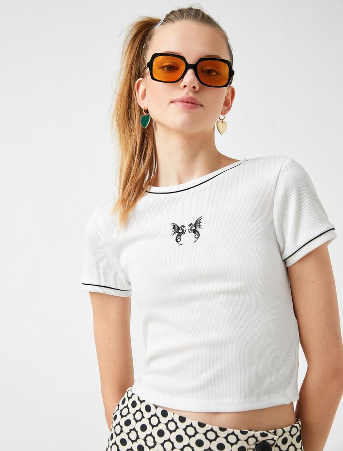  Baskılı Kısa Kollu Tişört