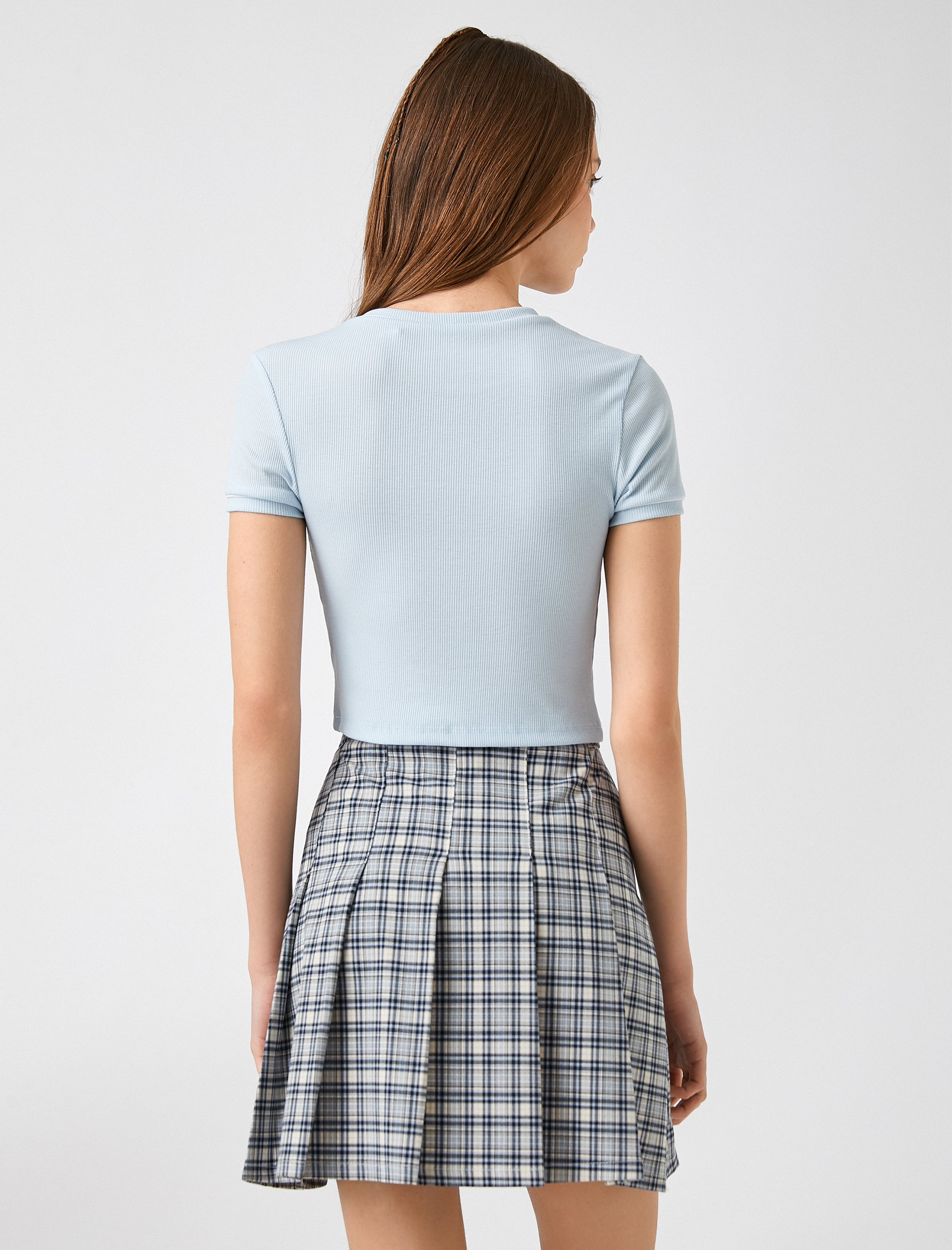   Kısa Kollu Bisiklet Yaka Tişört