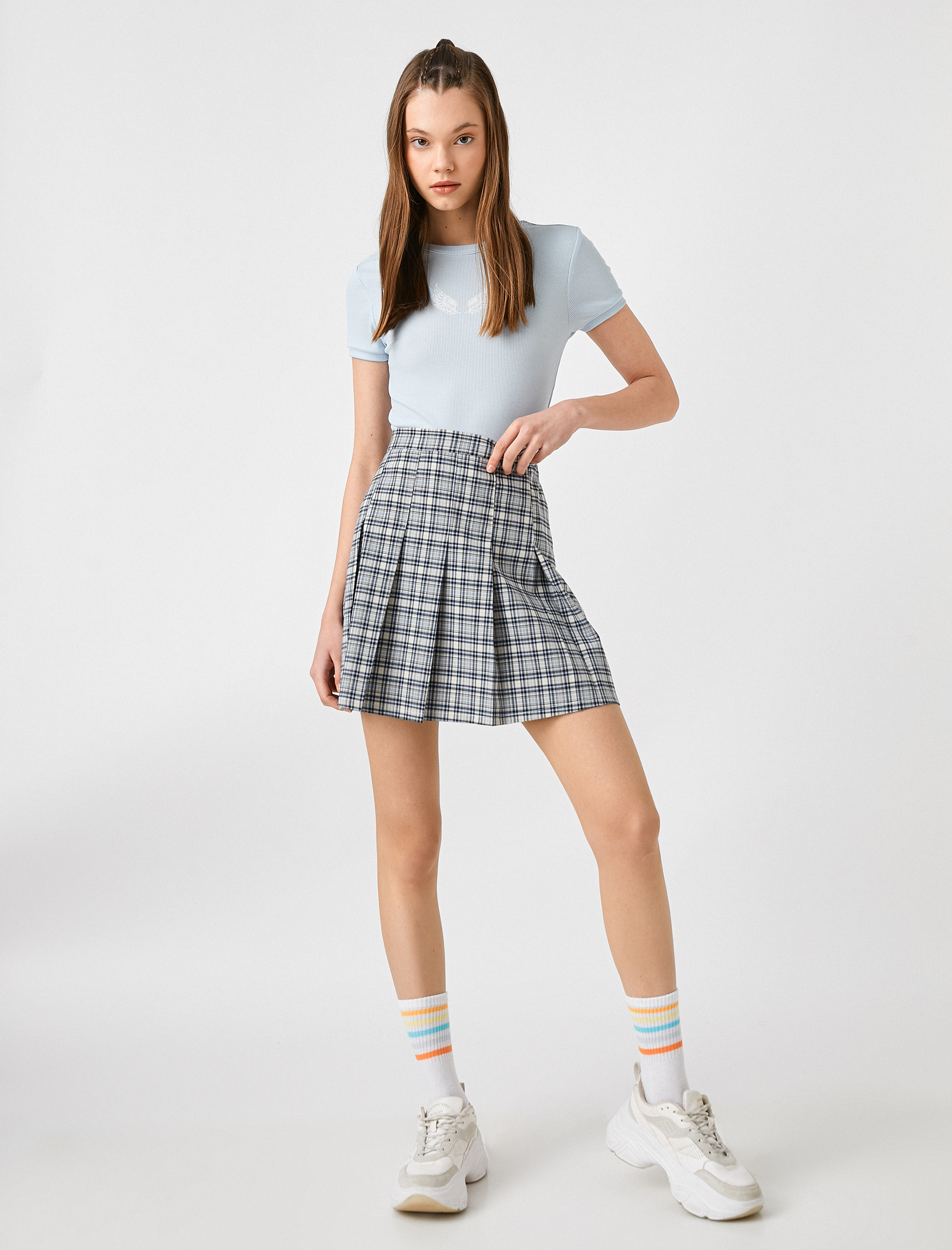   Kısa Kollu Bisiklet Yaka Tişört