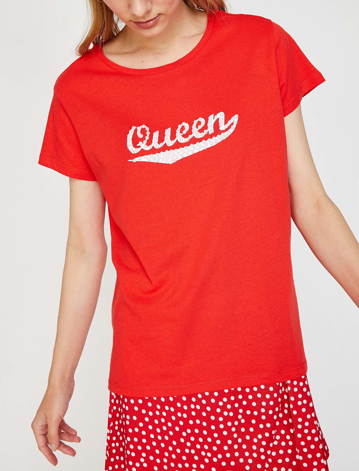   İnci Detaylı Tişört