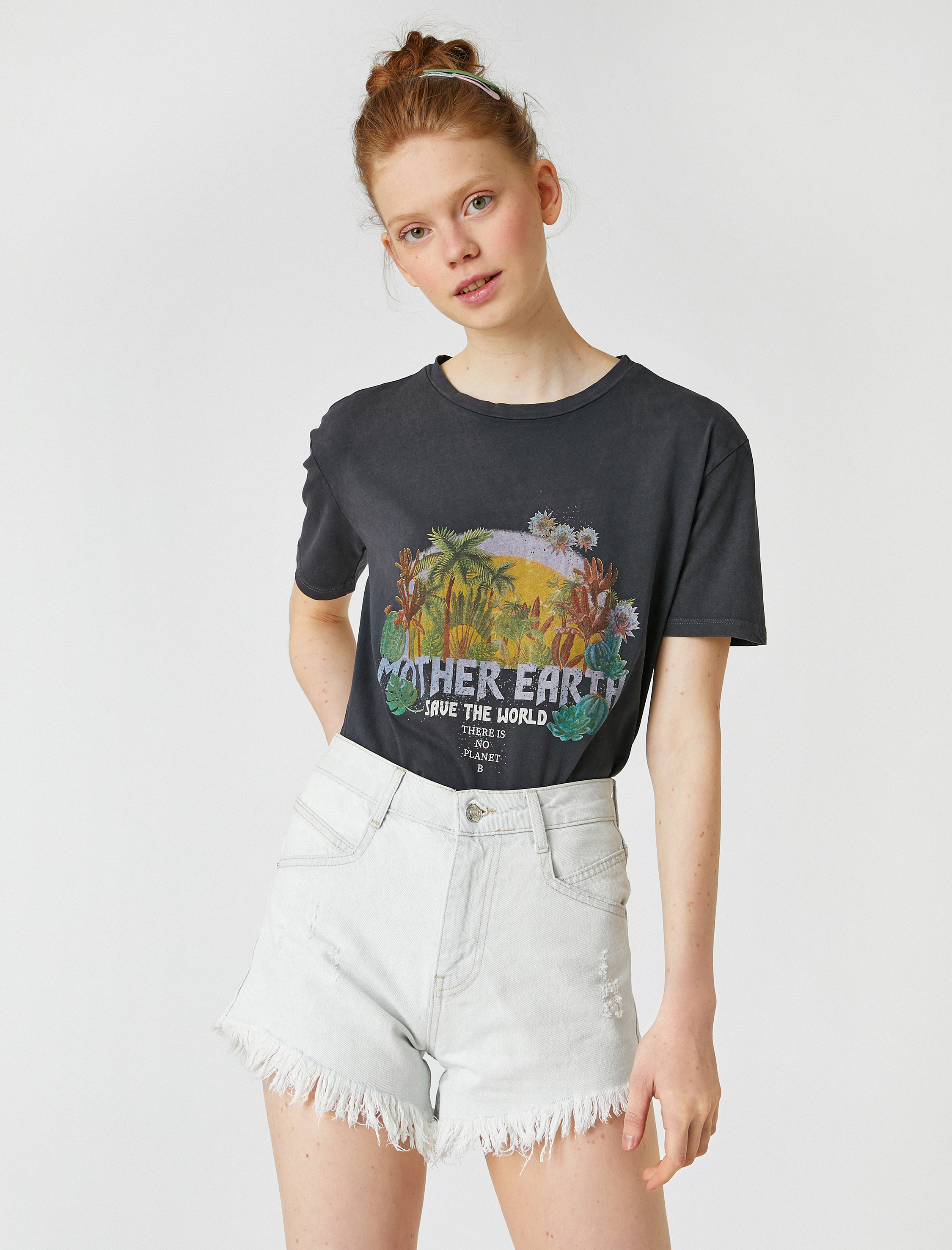   Kısa Kollu Tişört