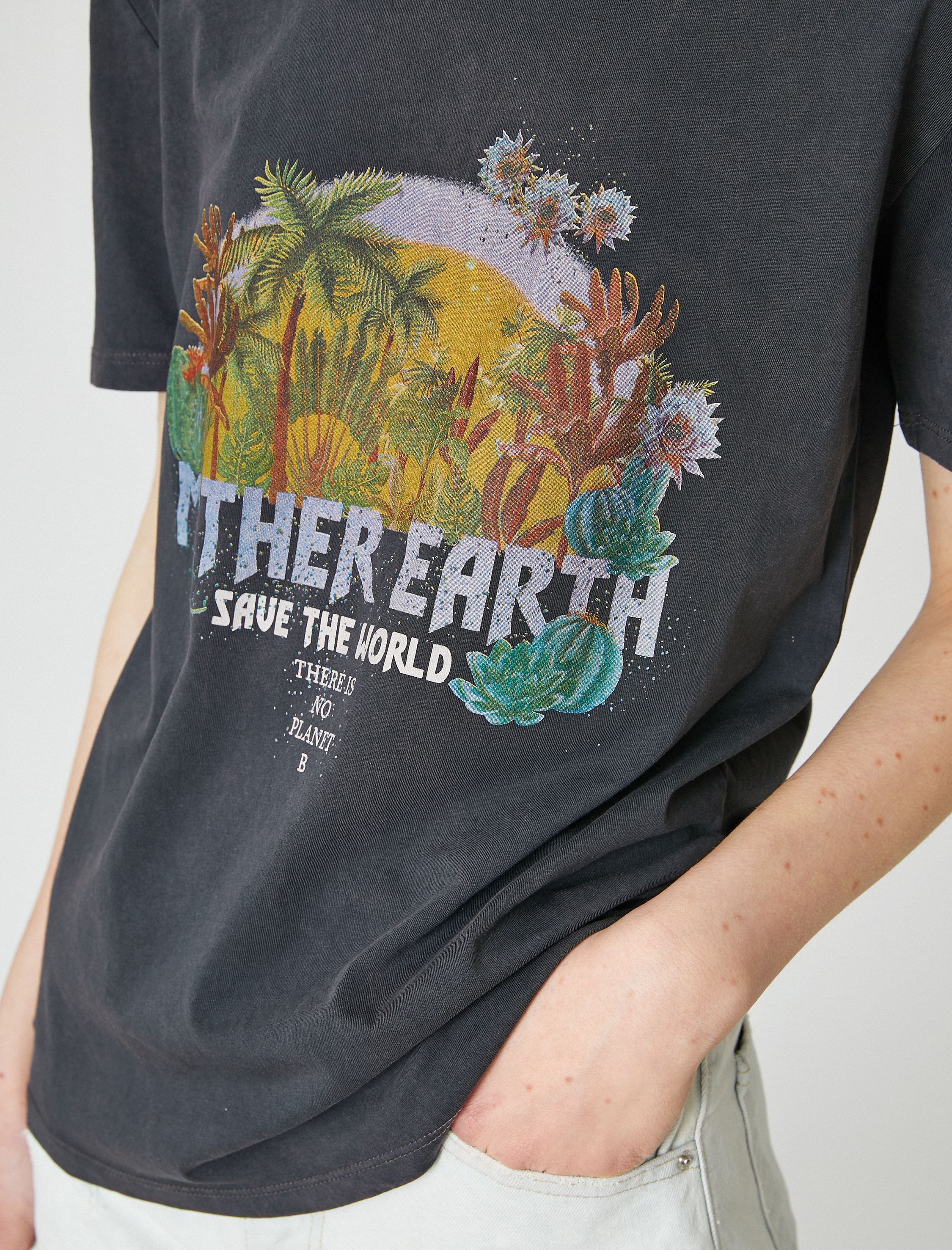   Kısa Kollu Tişört