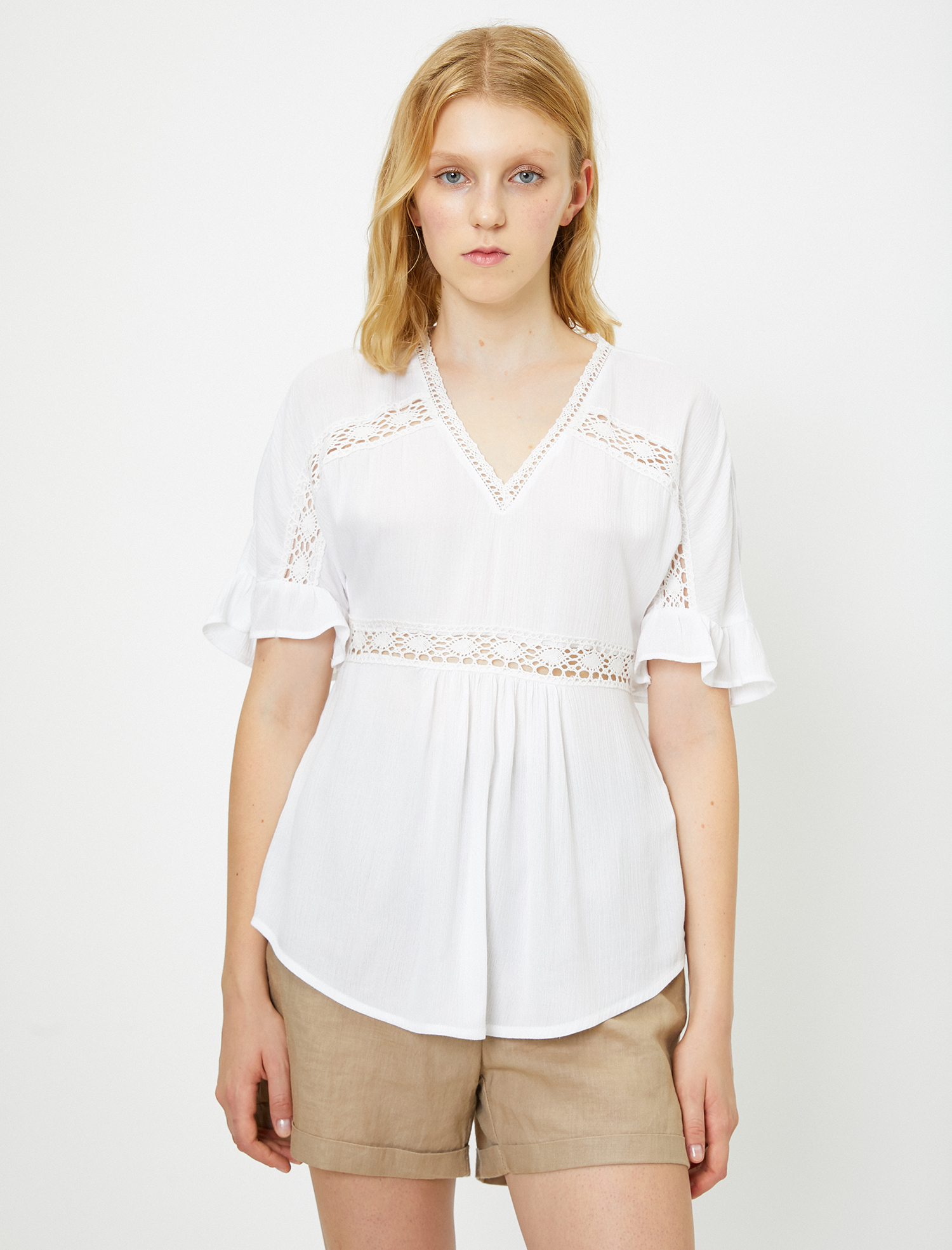   Dantel Detaylı Bluz