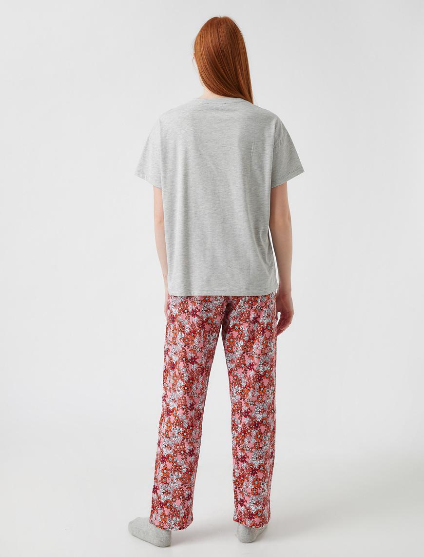   Kısa Kollu Baskılı Pijama Takımı